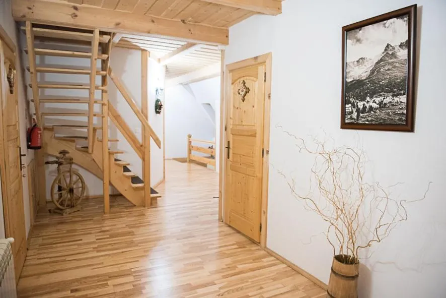 Property building in Willa Jedlicka