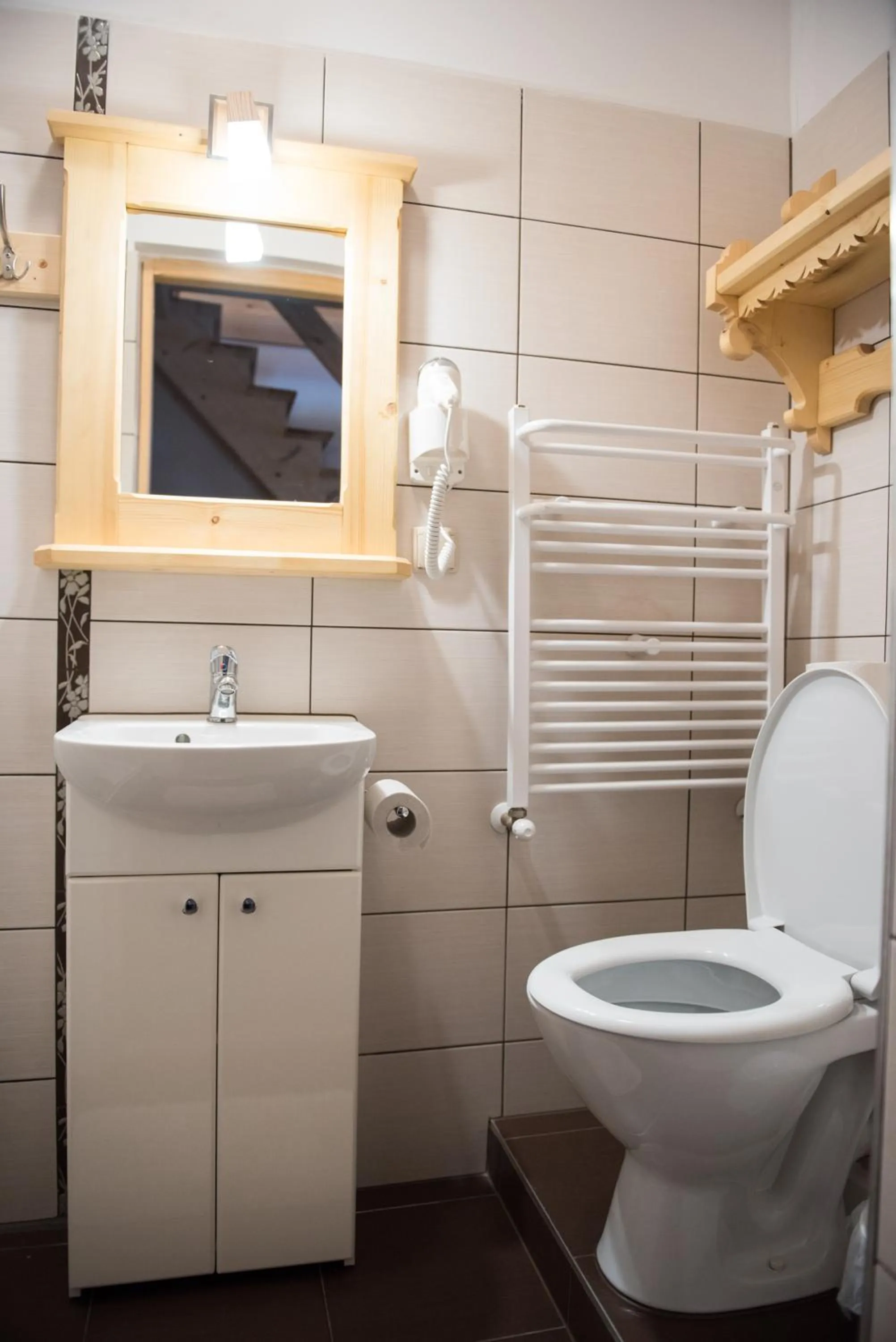 Photo of the whole room in Willa Jedlicka