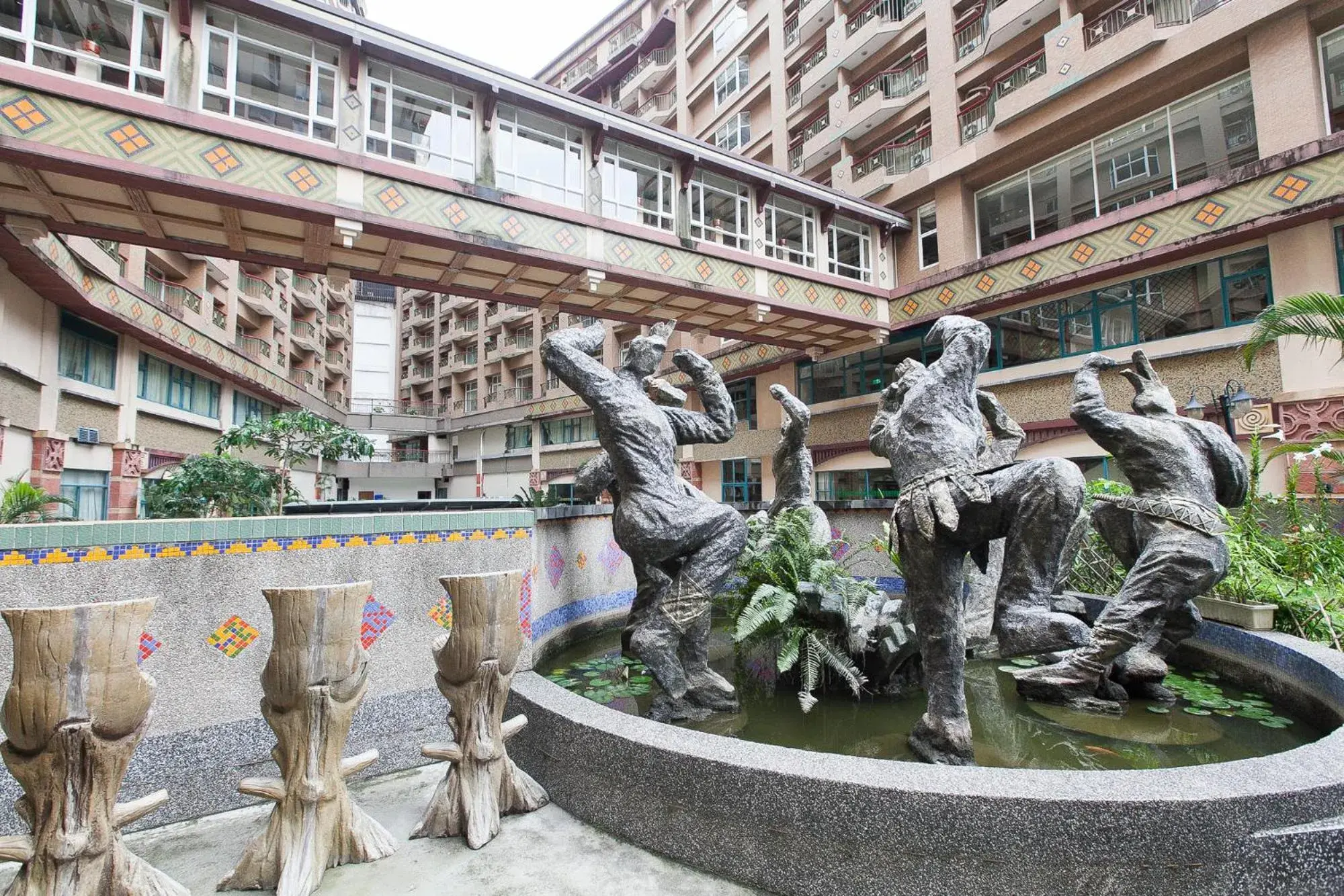 Facade/entrance in Hoya Hotel Facade/entrance in Hoya Hotel