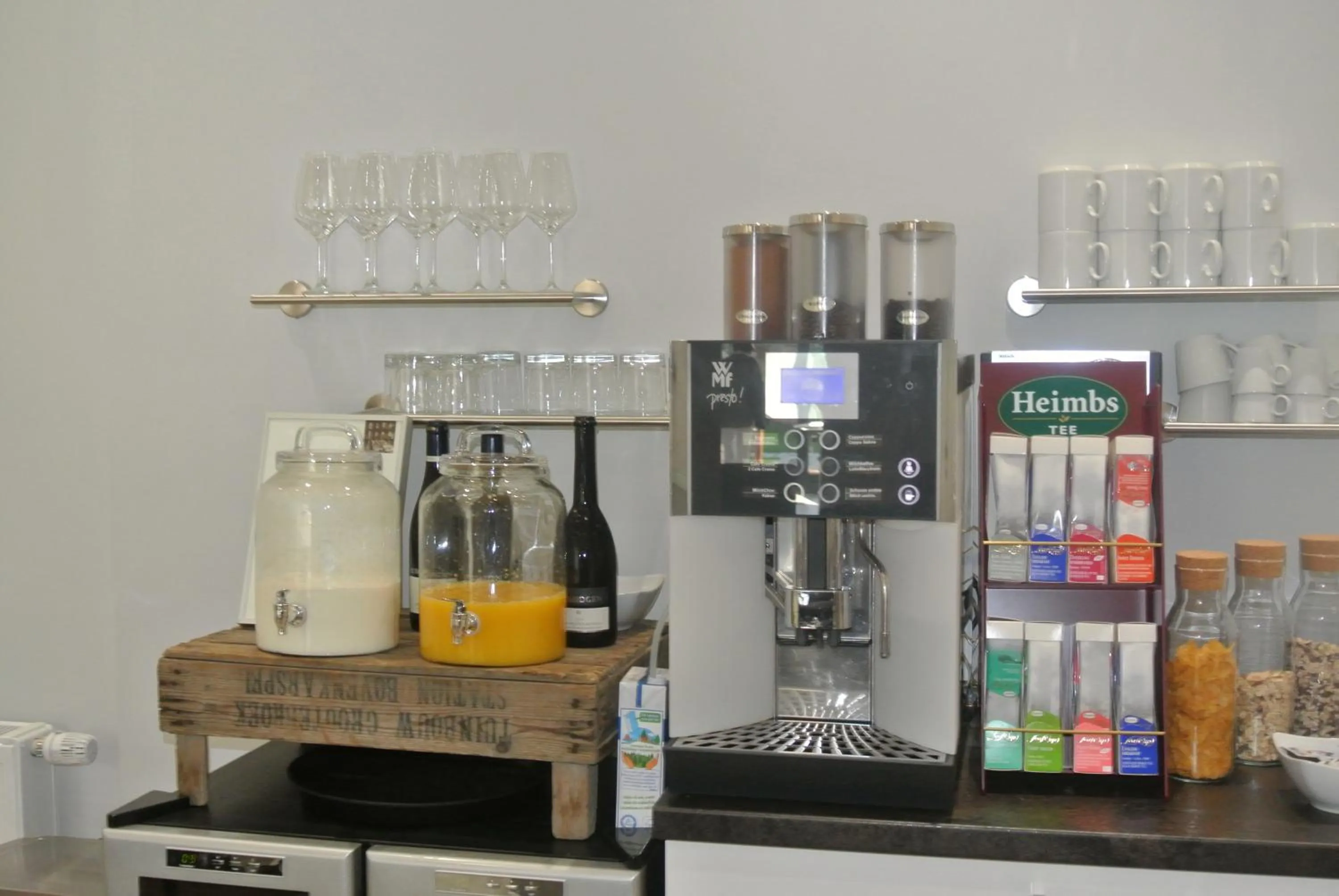 Buffet breakfast in Gästehaus Tappes Hofgarten