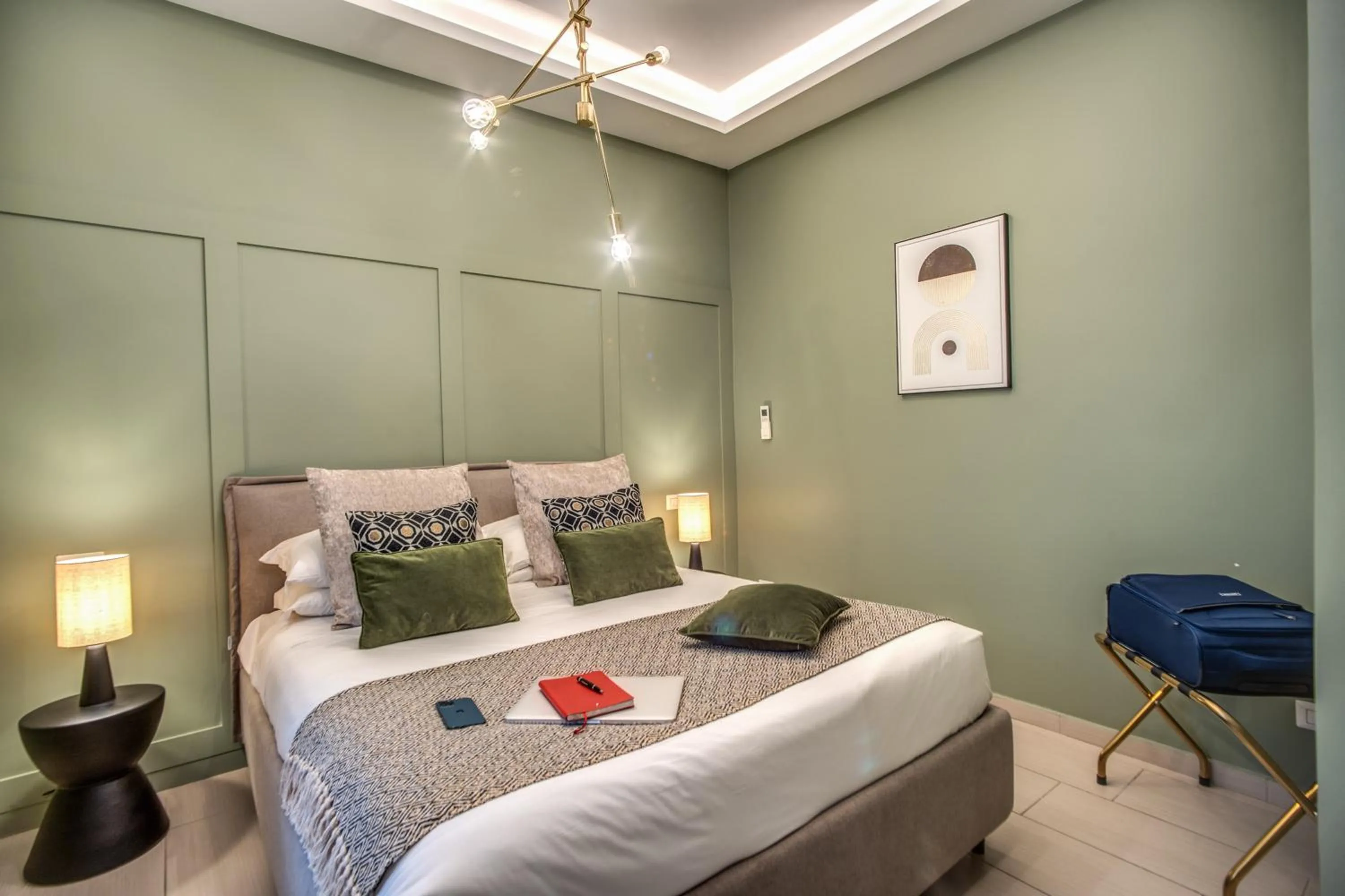 Bed in Borgognona Rooms