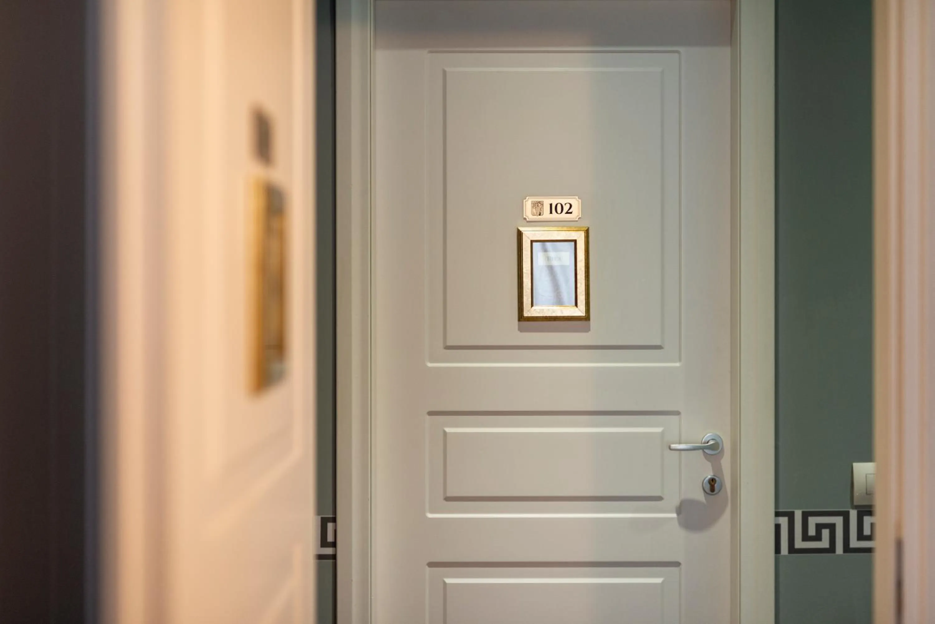 Decorative detail in Le Suite del Barone