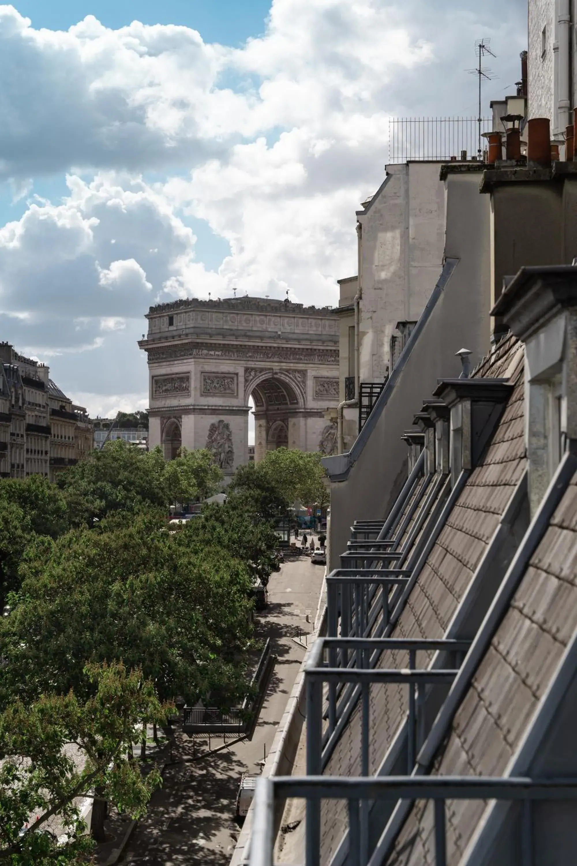 City view in ELSA, Hôtel Paris City view in ELSA, Hôtel Paris