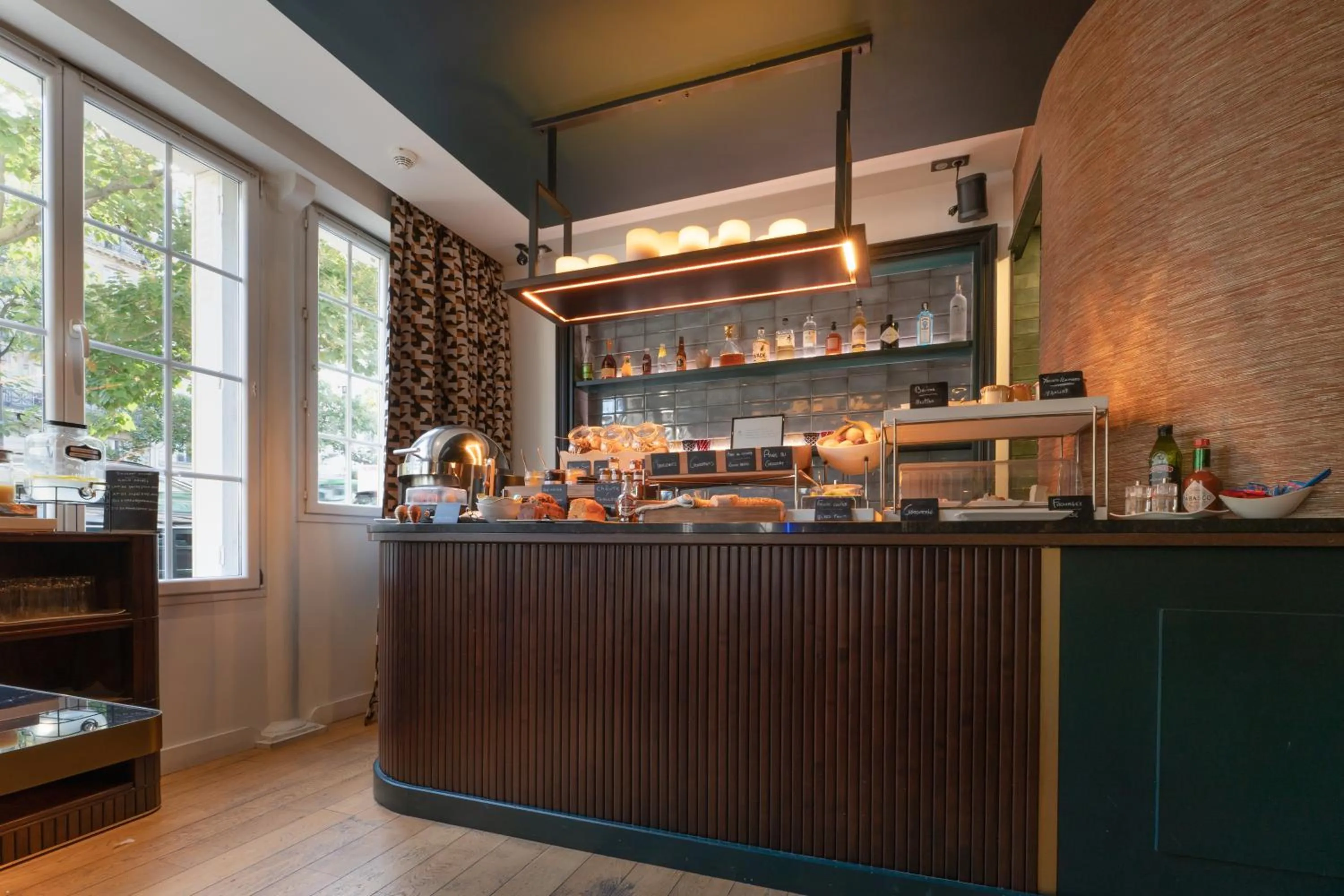 Breakfast in ELSA, Hôtel Paris