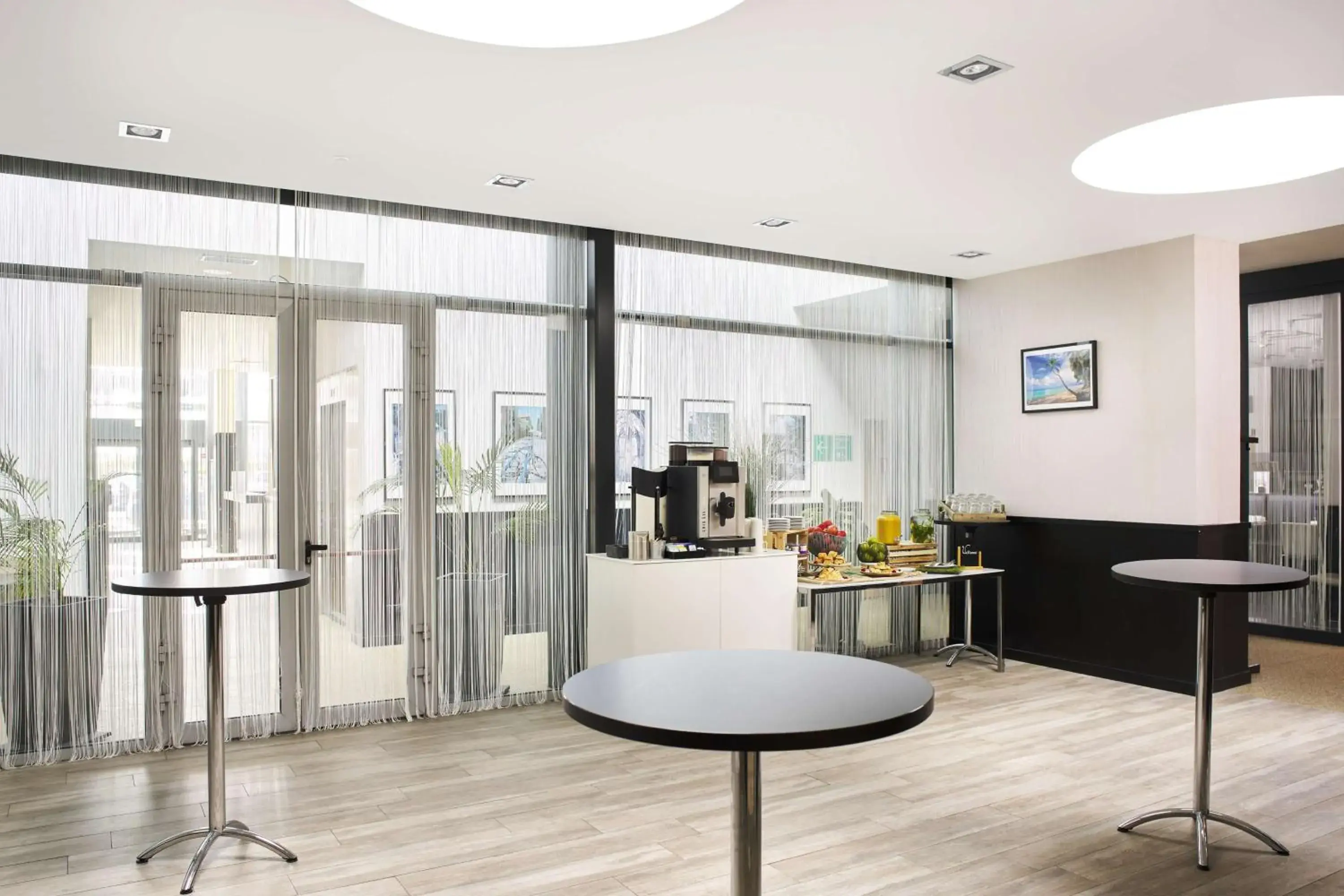 Lobby or reception in Park Inn by Radisson Liege Airport Lobby or reception in Park Inn by Radisson Liege Airport