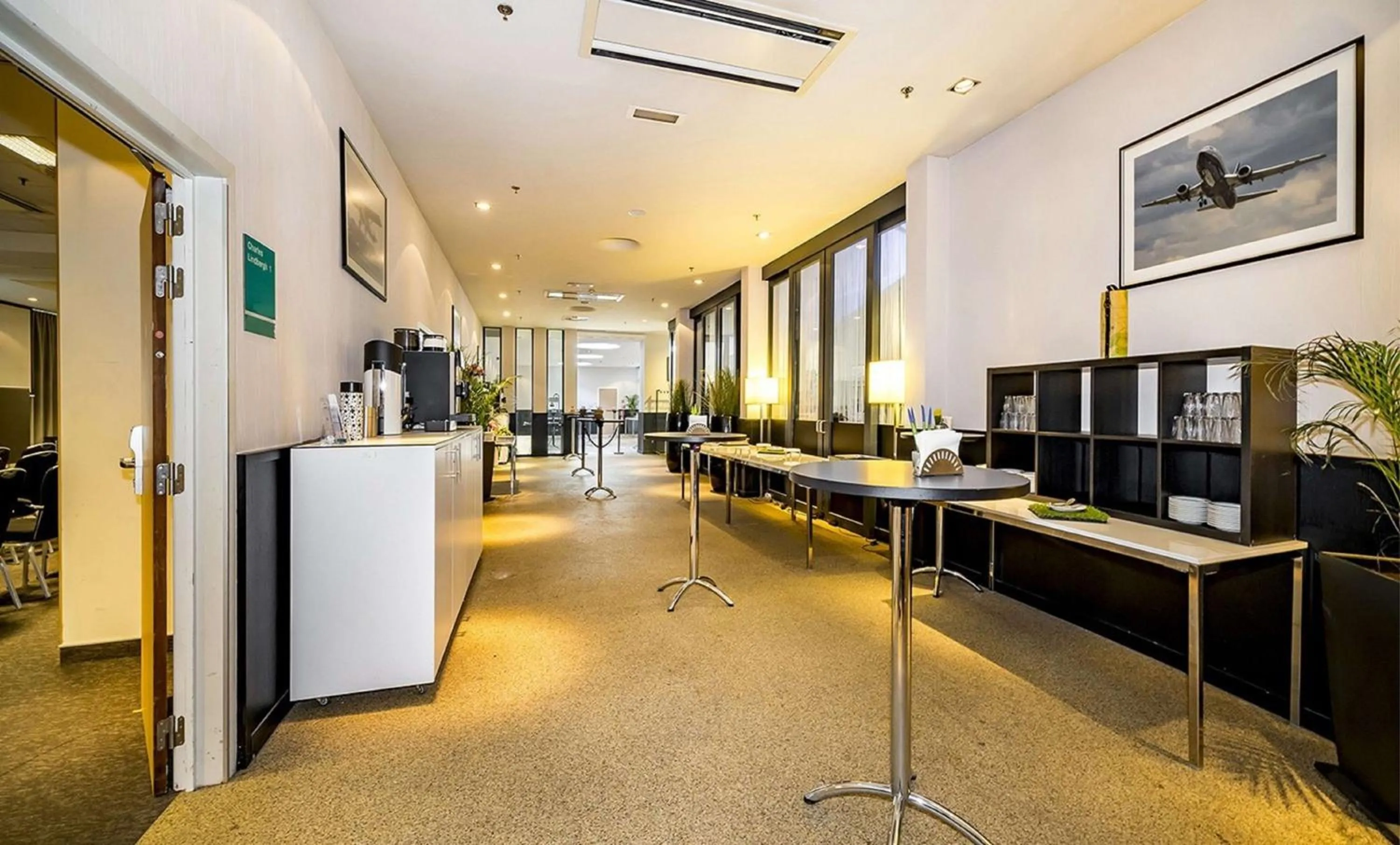 Lobby or reception in Park Inn by Radisson Liege Airport