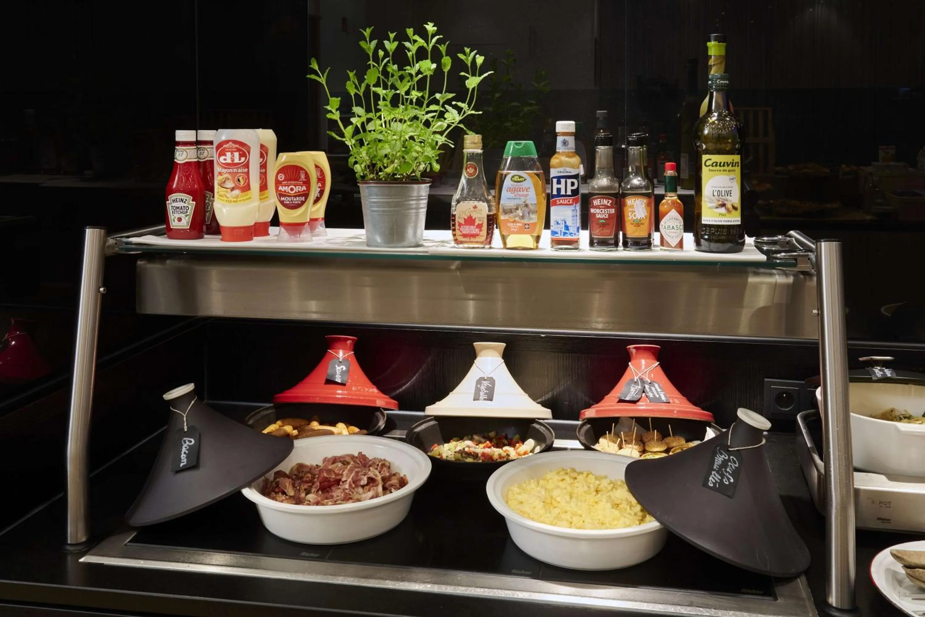 Restaurant/places to eat in Park Inn by Radisson Liege Airport