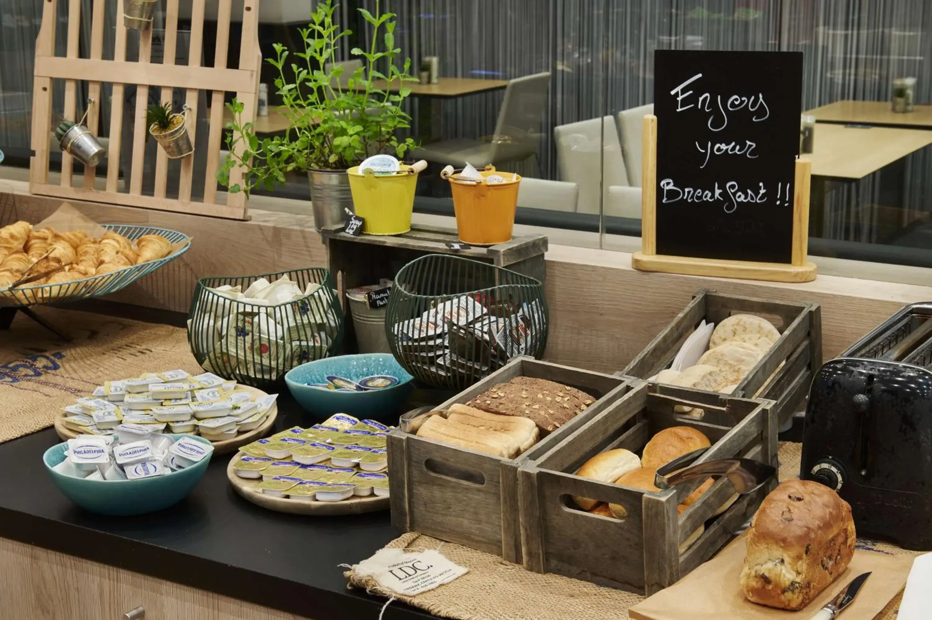 Breakfast in Park Inn by Radisson Liege Airport Breakfast in Park Inn by Radisson Liege Airport