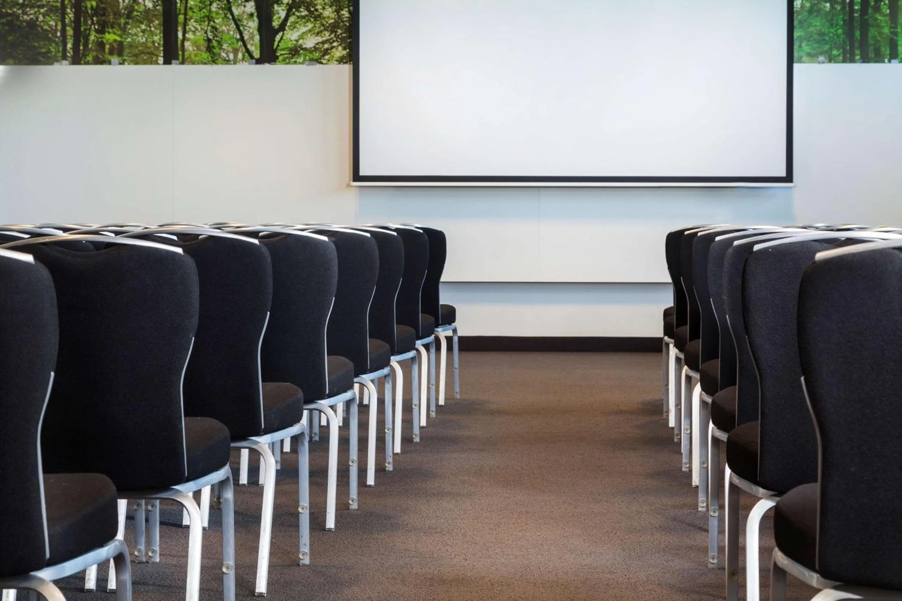Meeting/conference room in Park Inn by Radisson Liege Airport