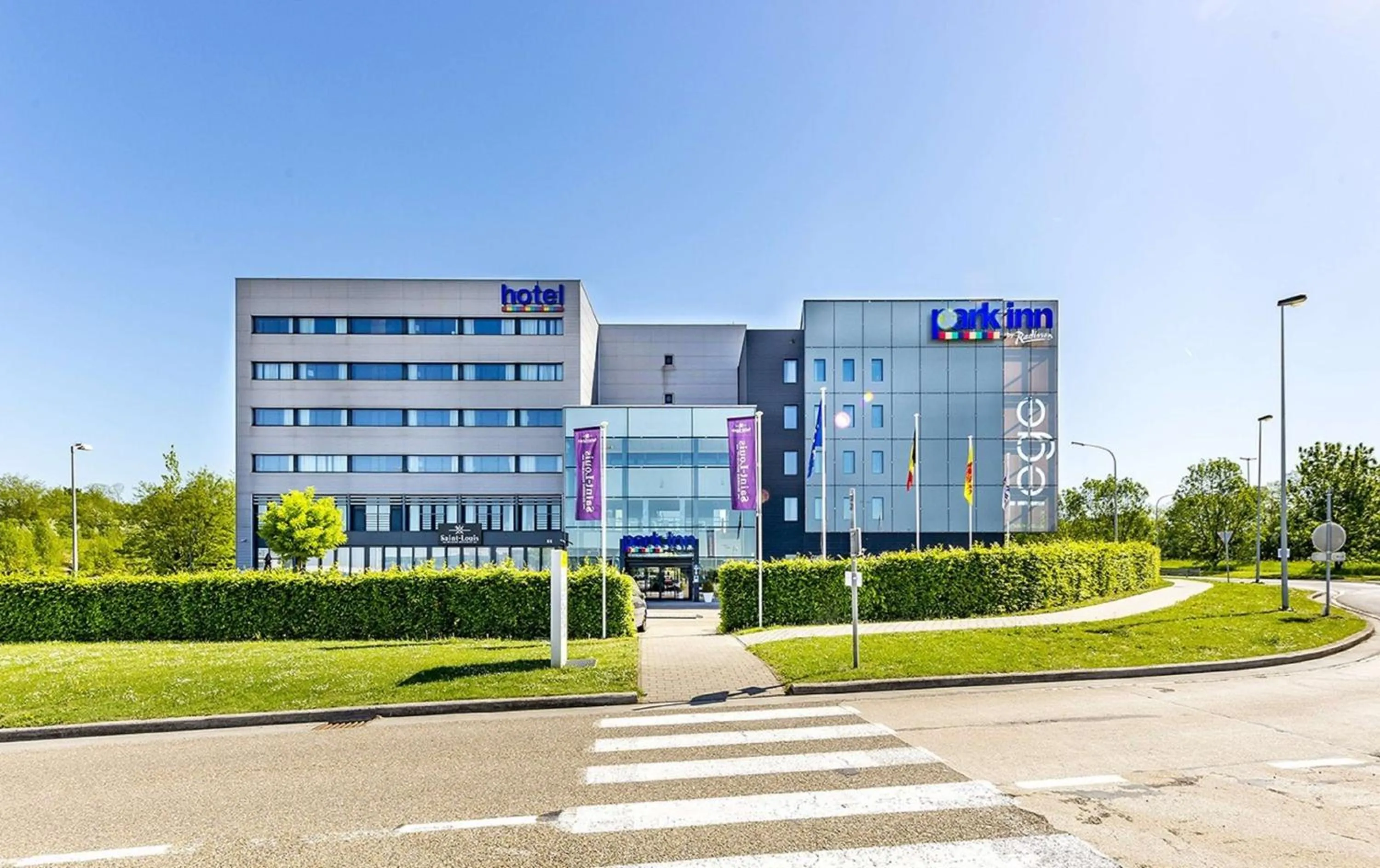 Property building in Park Inn by Radisson Liege Airport