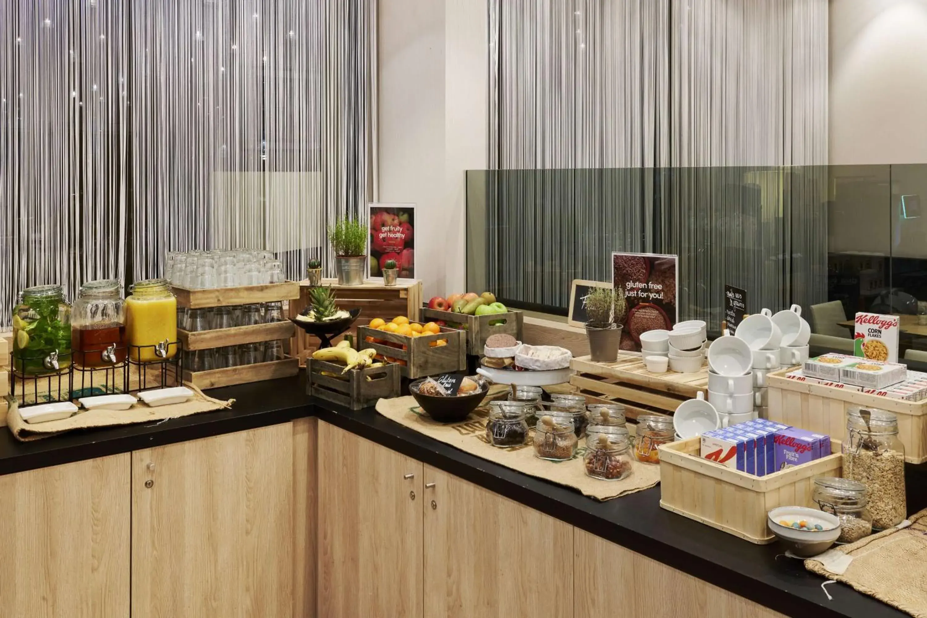 Breakfast in Park Inn by Radisson Liege Airport Breakfast in Park Inn by Radisson Liege Airport