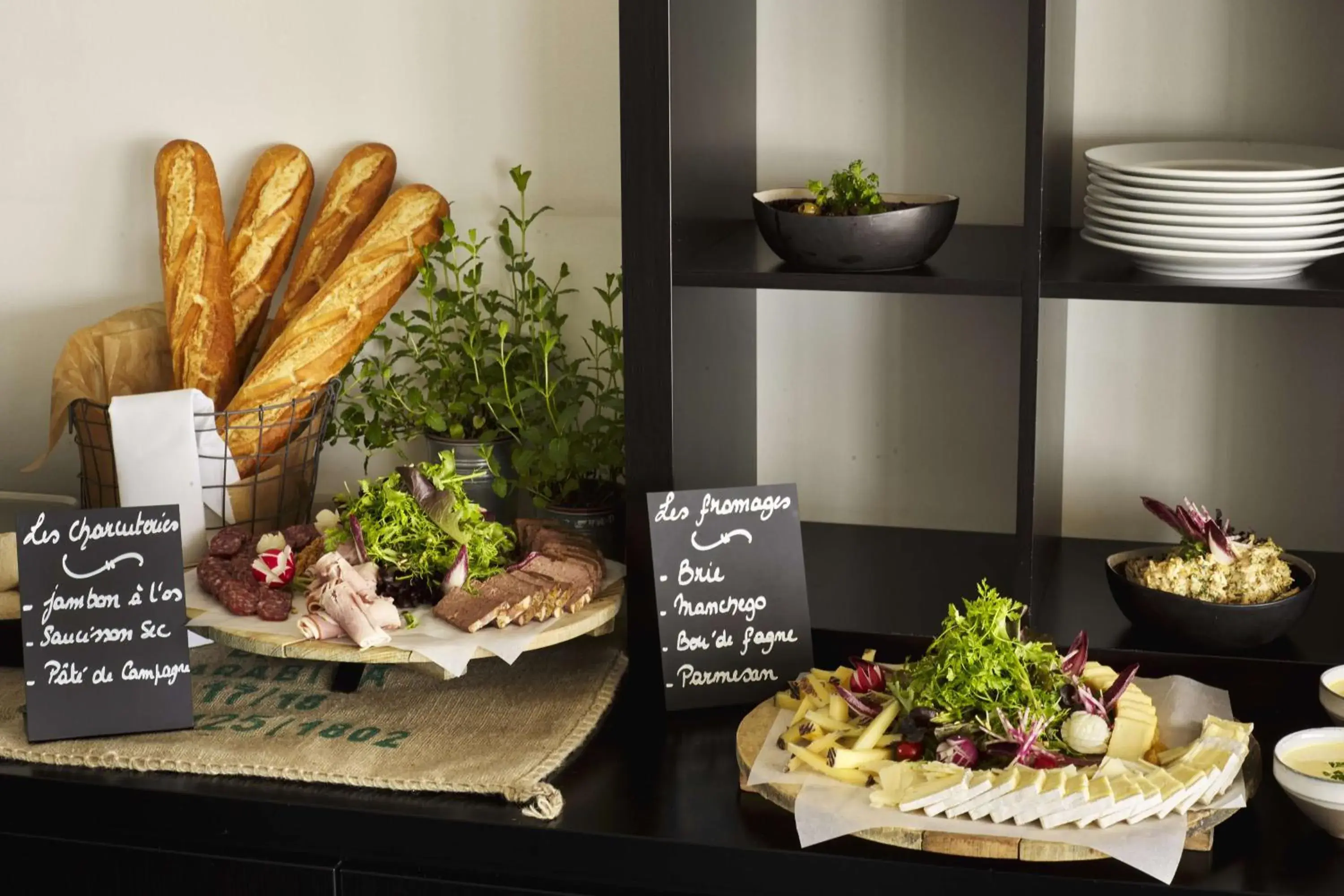 Restaurant/places to eat in Park Inn by Radisson Liege Airport Restaurant/places to eat in Park Inn by Radisson Liege Airport