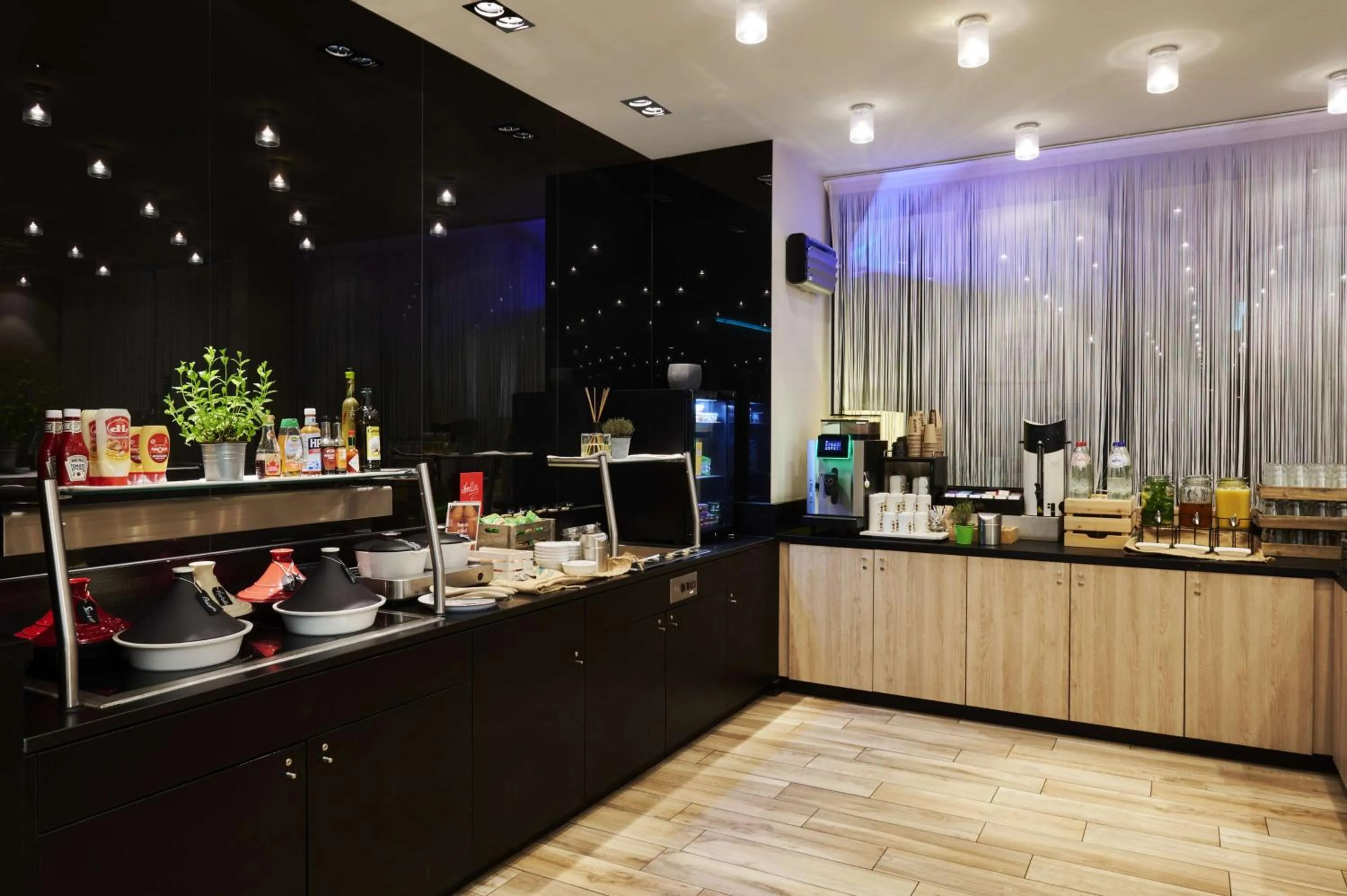 Breakfast in Park Inn by Radisson Liege Airport