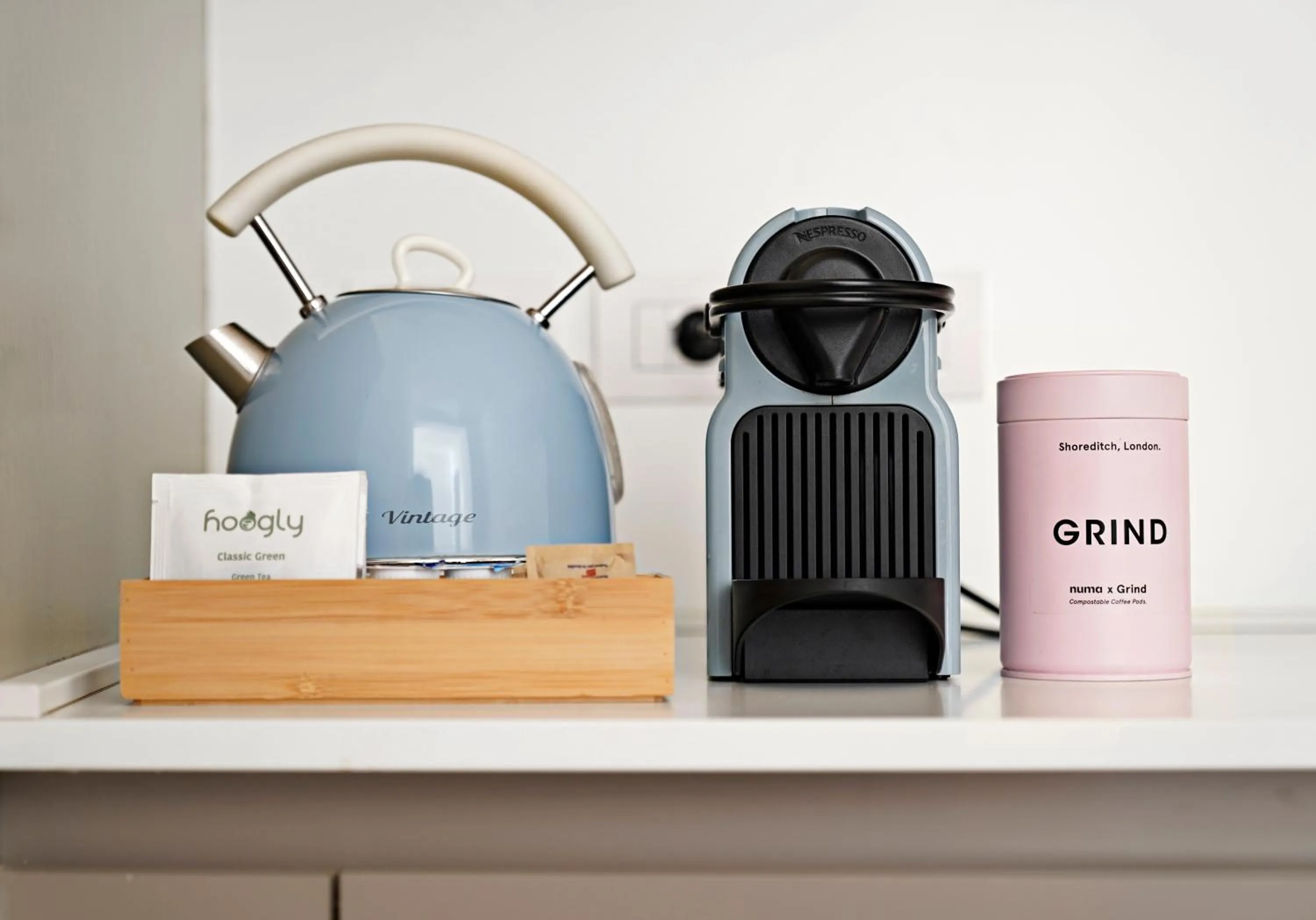 Coffee/tea facilities in Numa Florence Vita