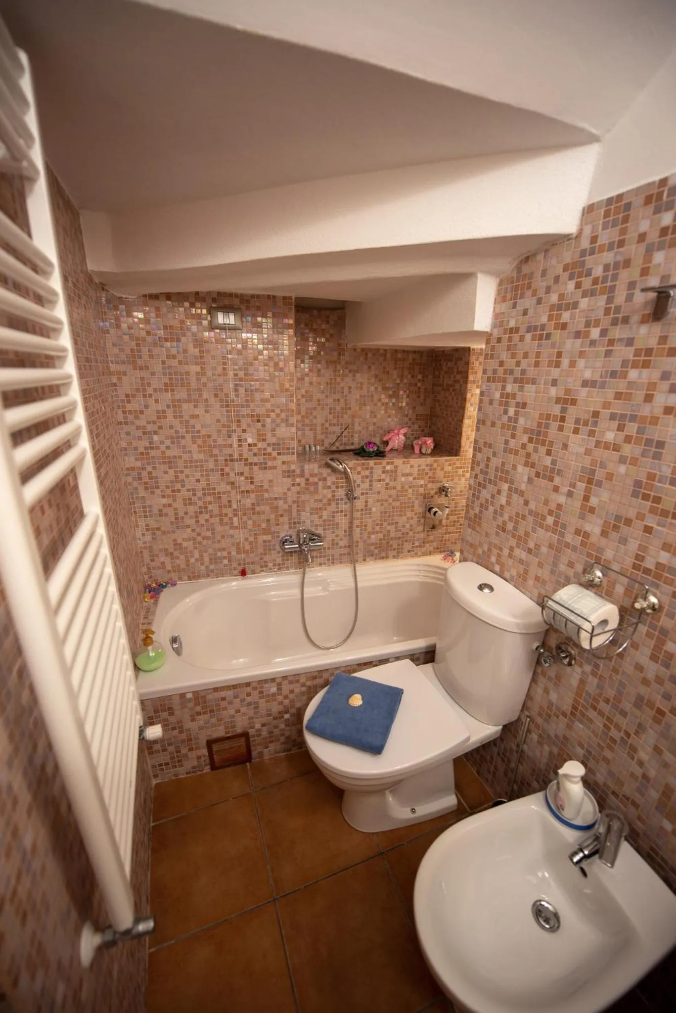 Bathroom in Pietra Di Mare