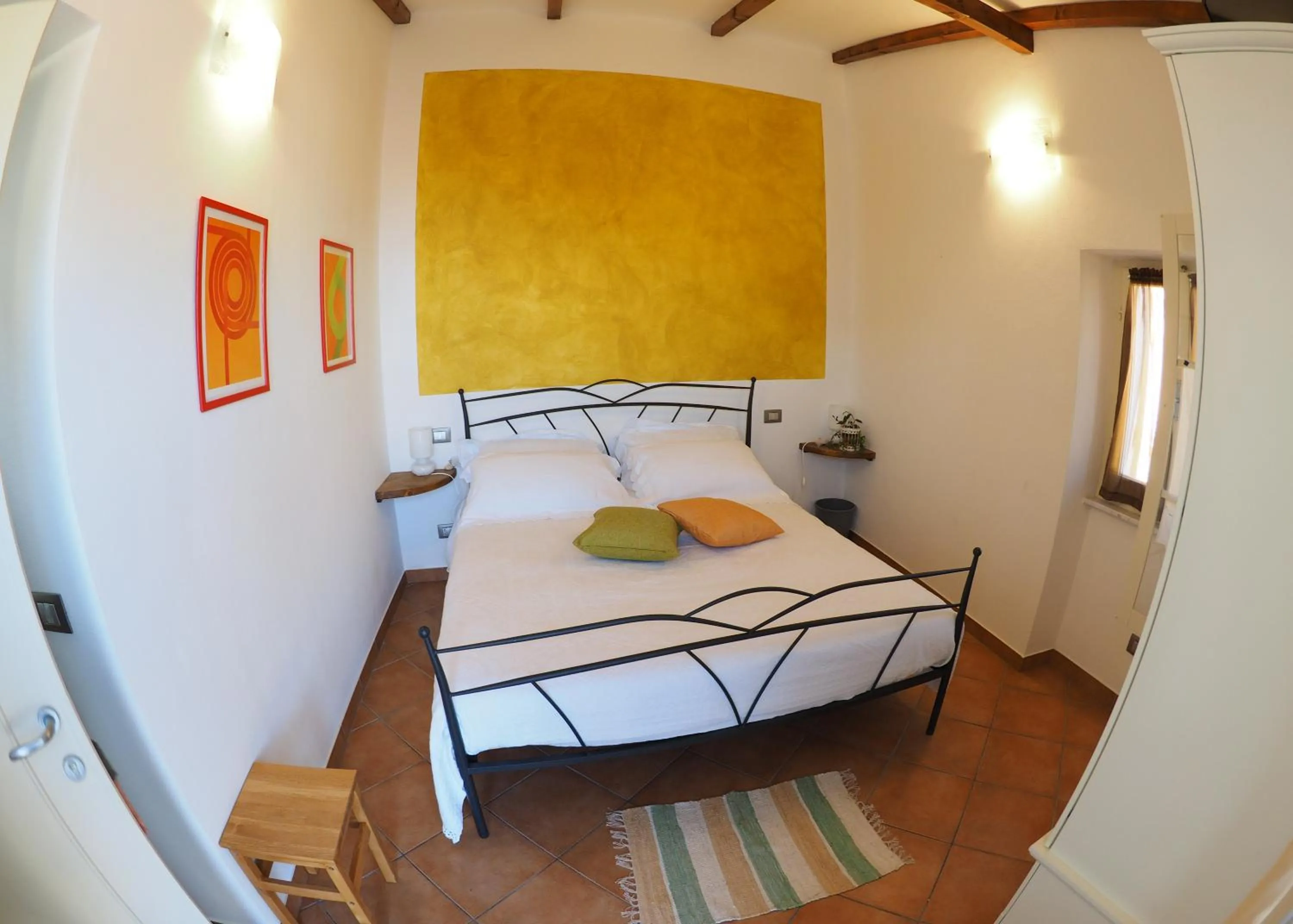 Photo of the whole room, Bed in Pietra Di Mare