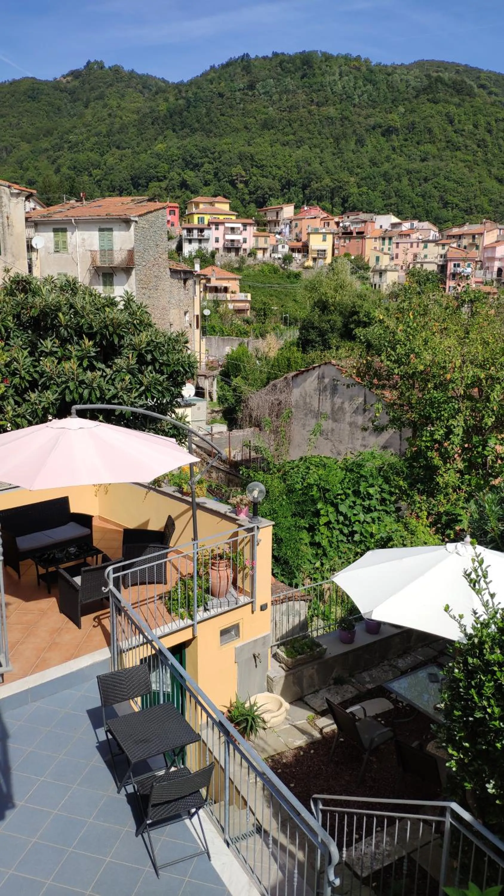 Balcony/Terrace in Pietra Di Mare