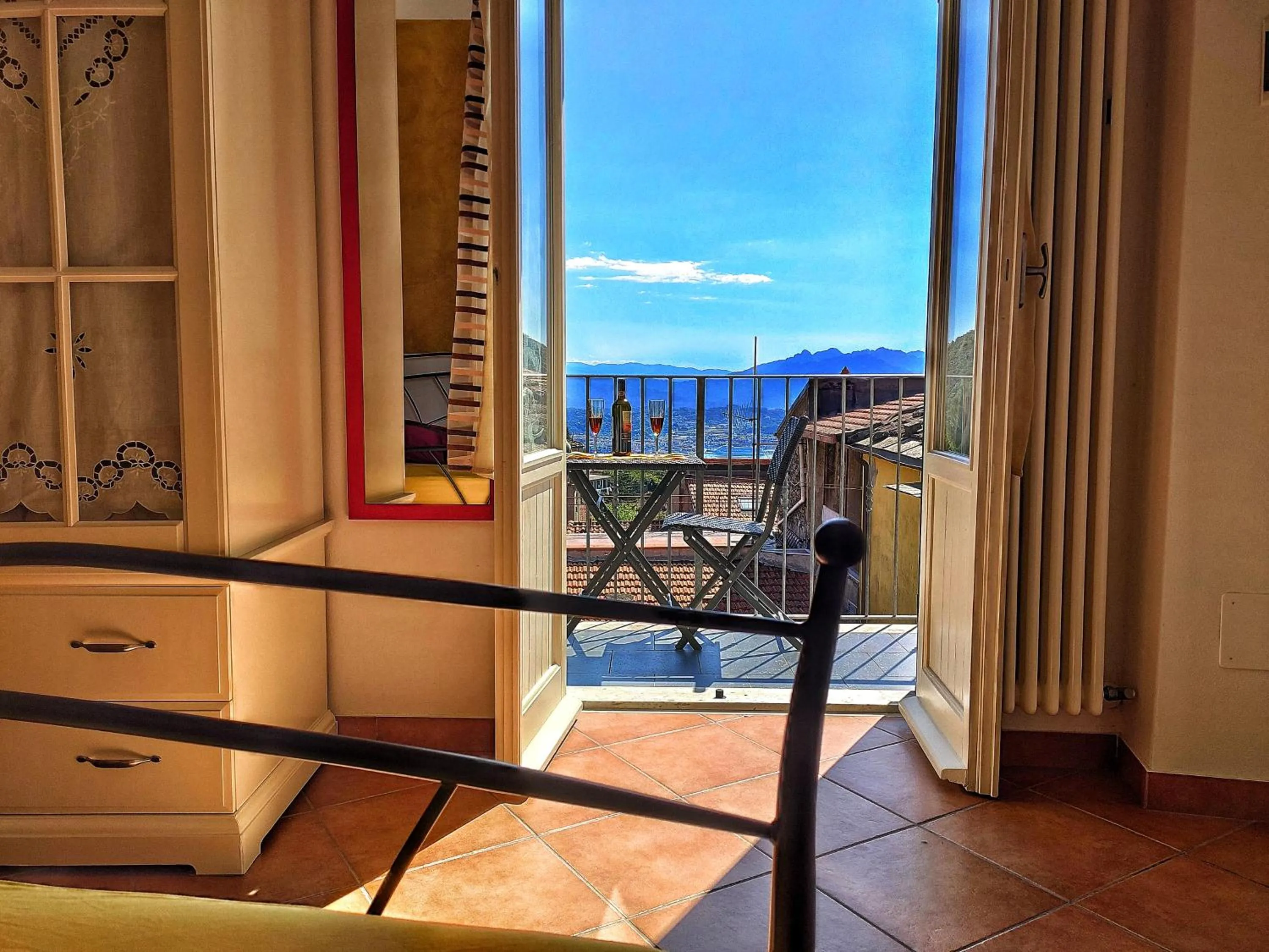 Balcony/Terrace in Pietra Di Mare