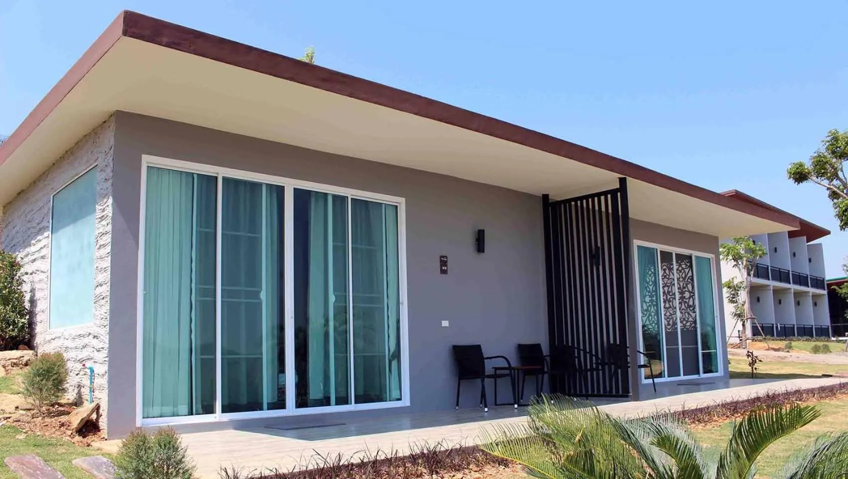 Property building in Phurapee Pakchong