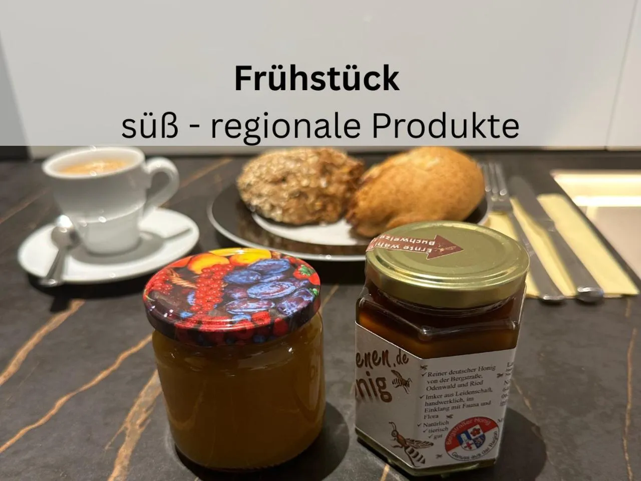 Food and drinks in Design-Apartments by Ulrike Horster