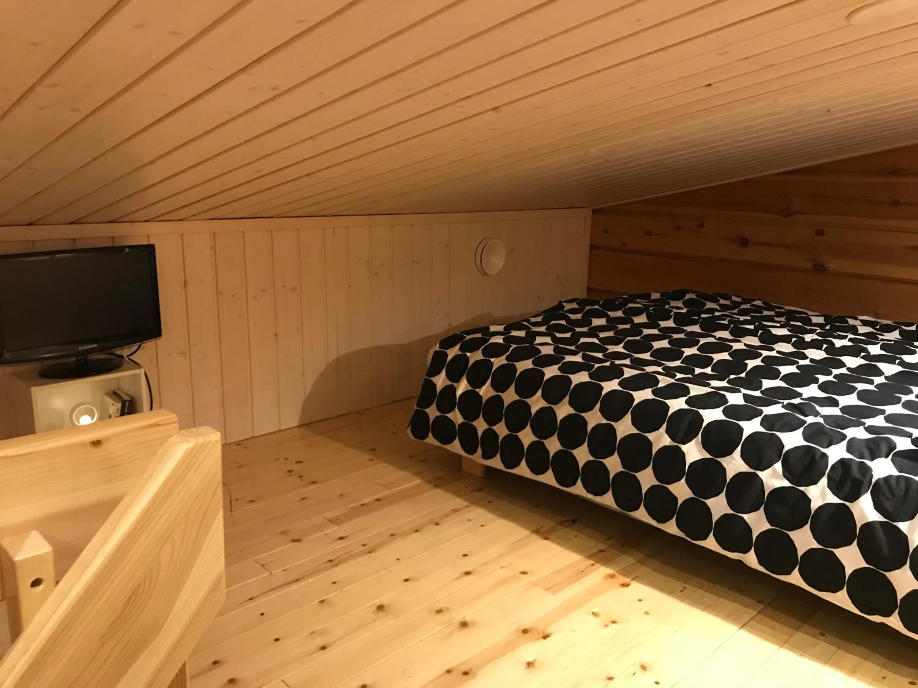 Bed in Riverside Cottage Aalto Borealis