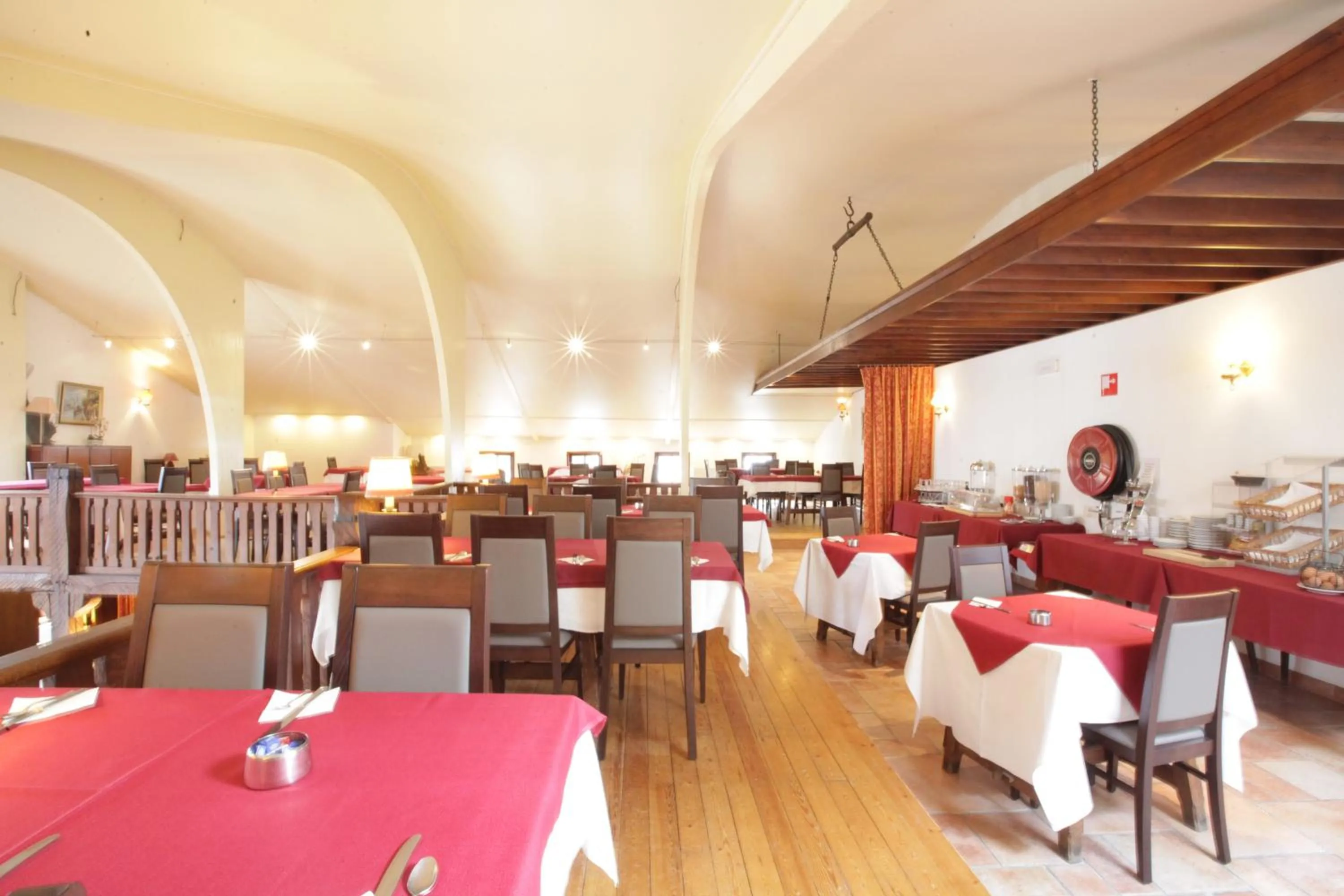 Restaurant/places to eat in Le Relais Du Marquis