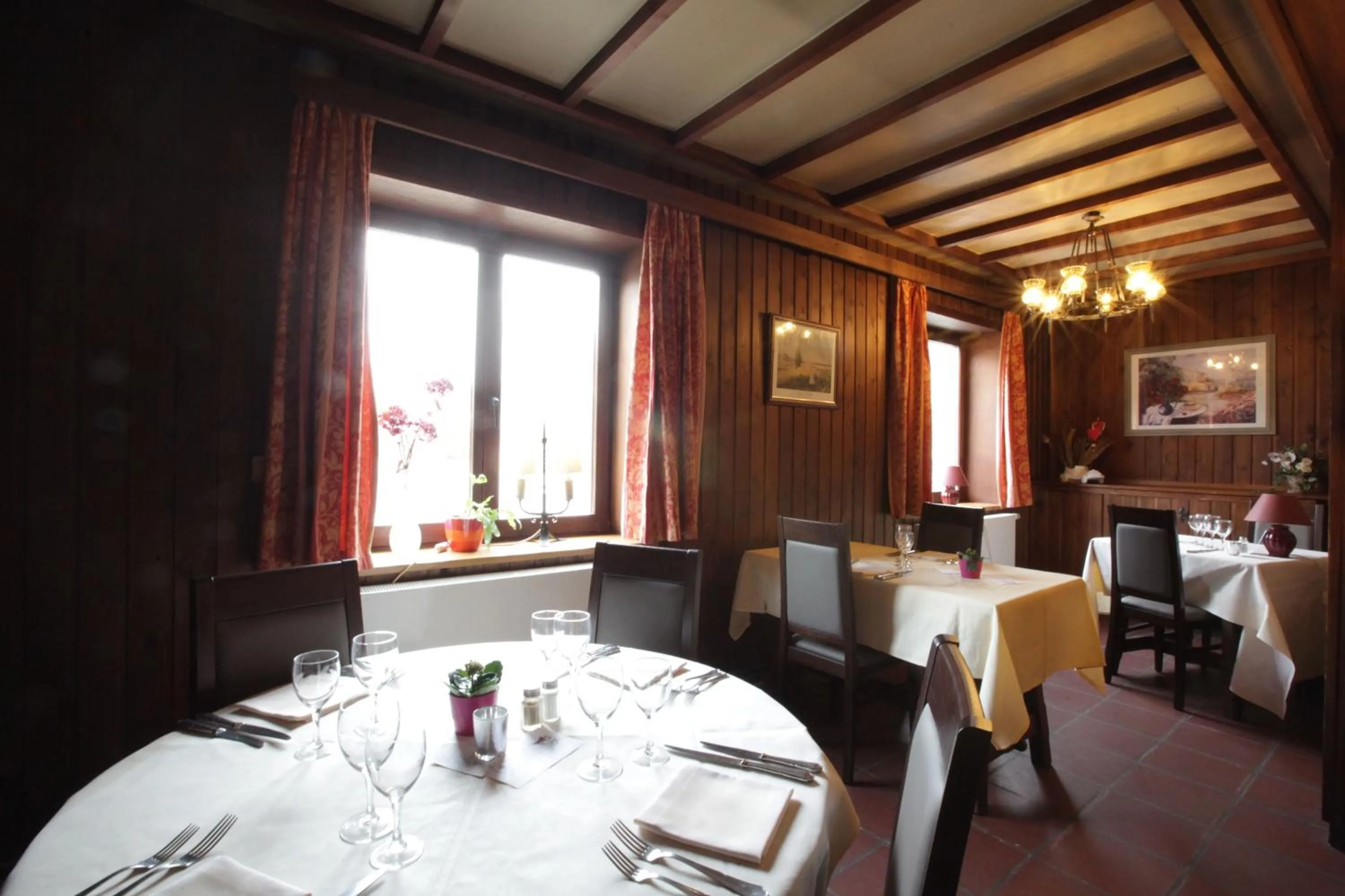 Food and drinks in Le Relais Du Marquis