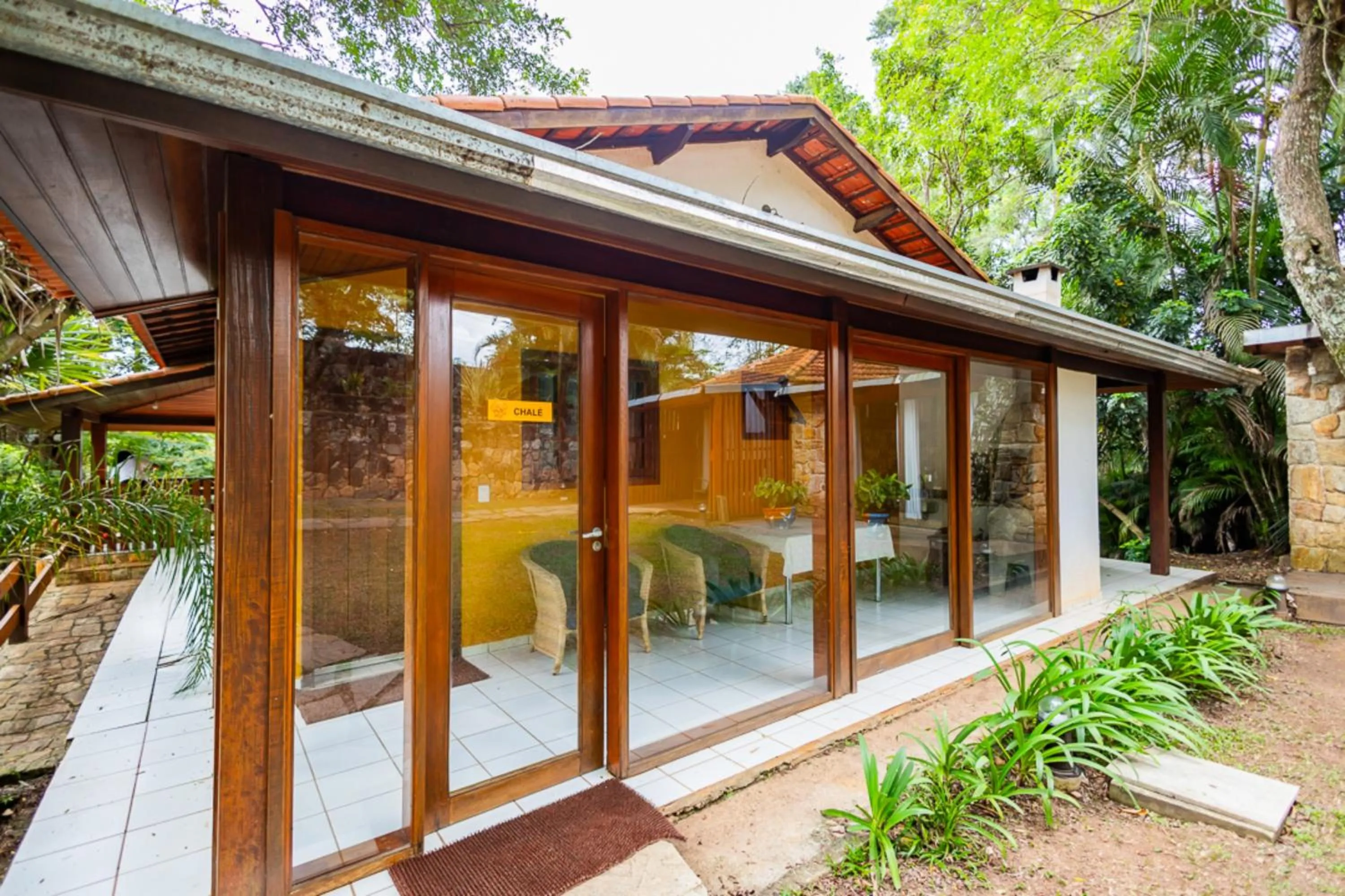 Patio in Putini Pousada e Hotel by OYO