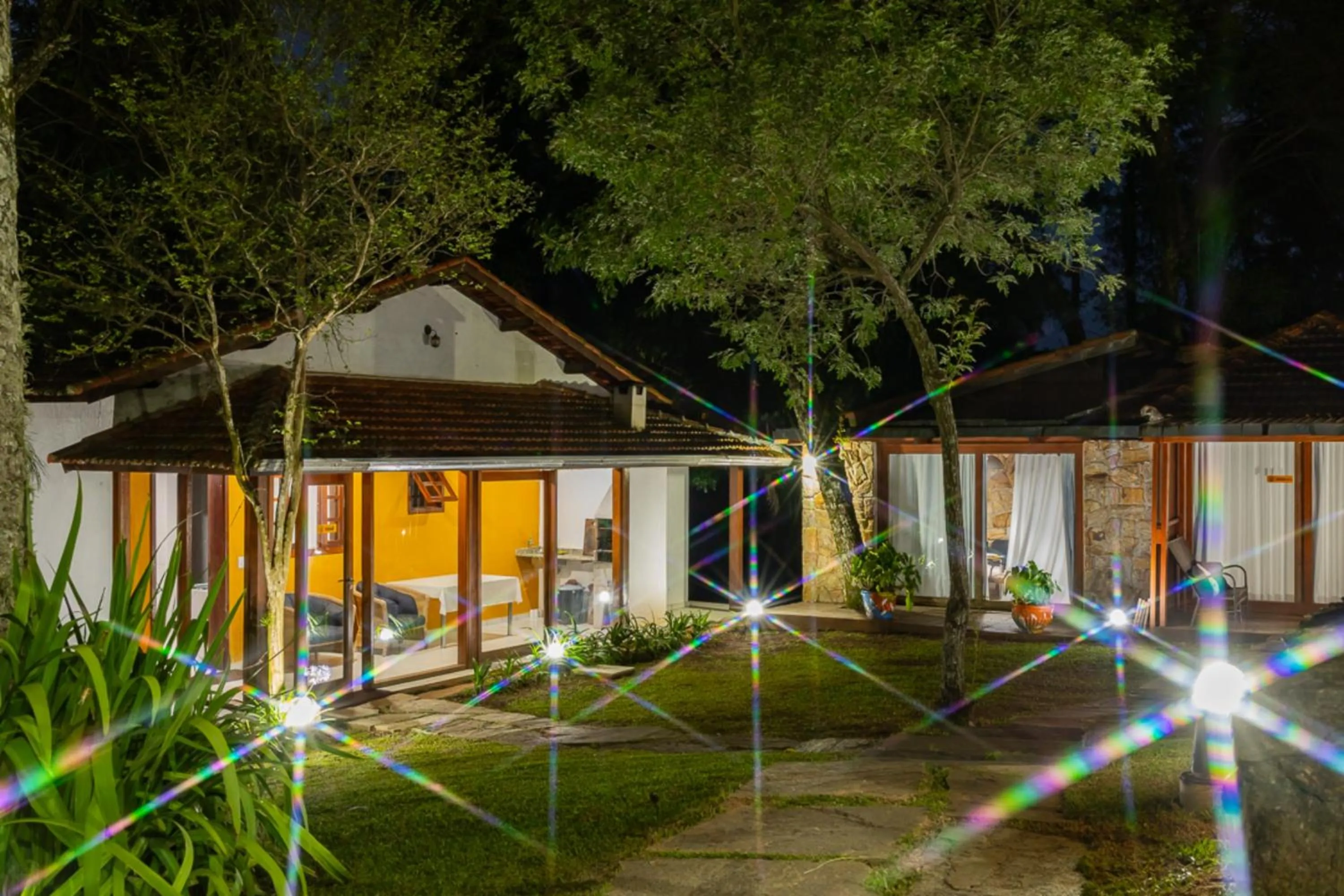 Night in Putini Pousada e Hotel by OYO