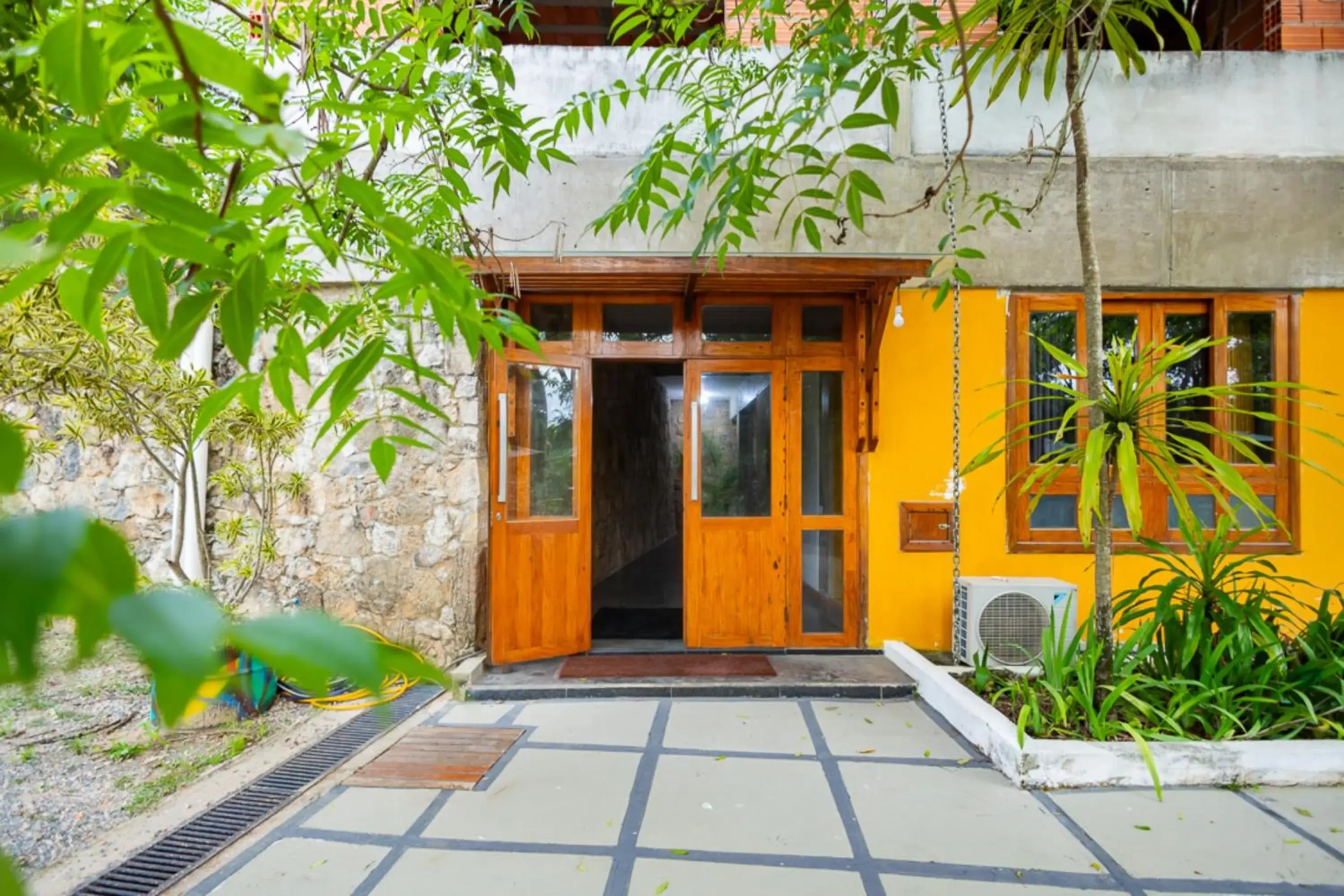 Property building in Putini Pousada e Hotel by OYO Property building in Putini Pousada e Hotel by OYO