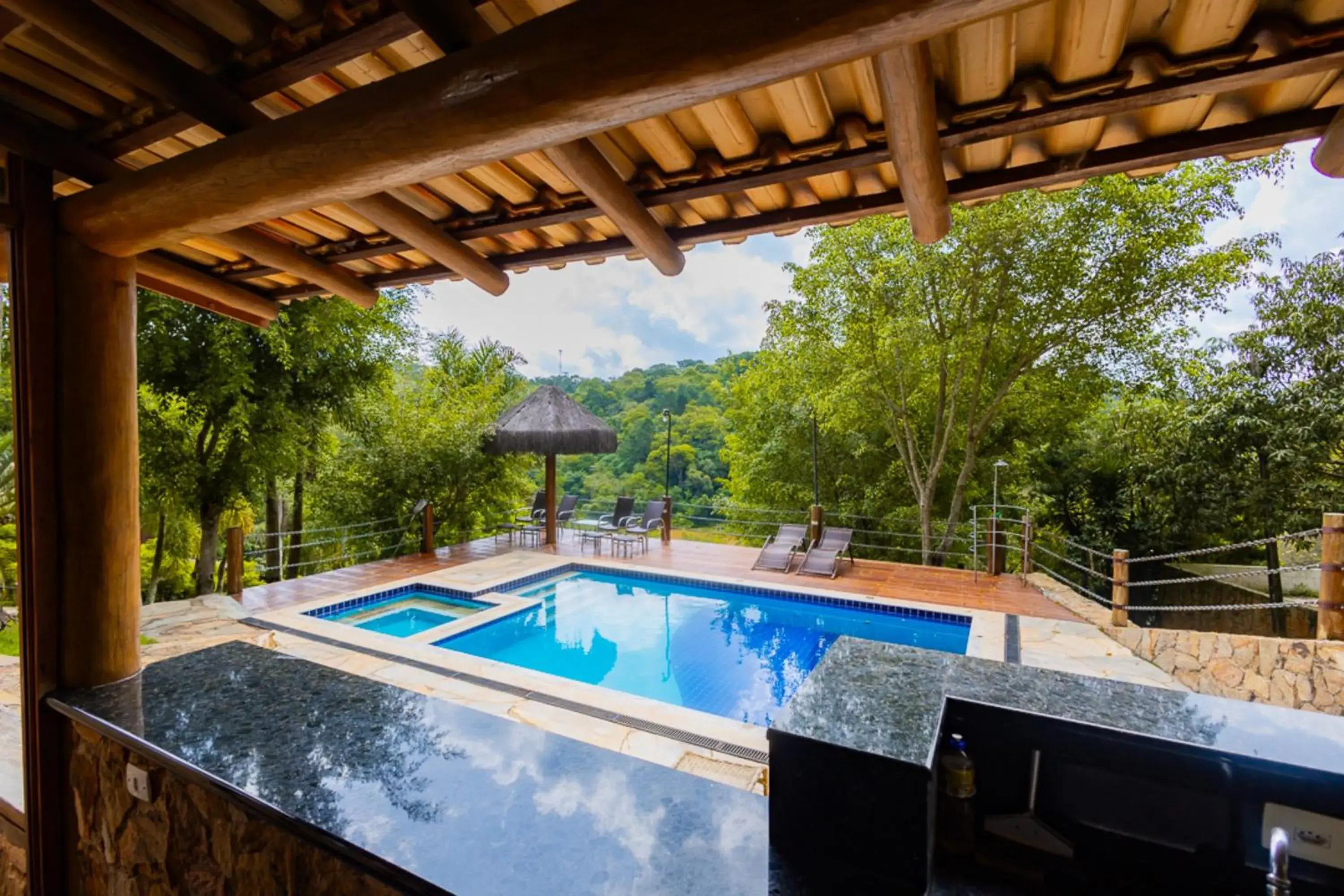 Pool view in Putini Pousada e Hotel by OYO Pool view in Putini Pousada e Hotel by OYO