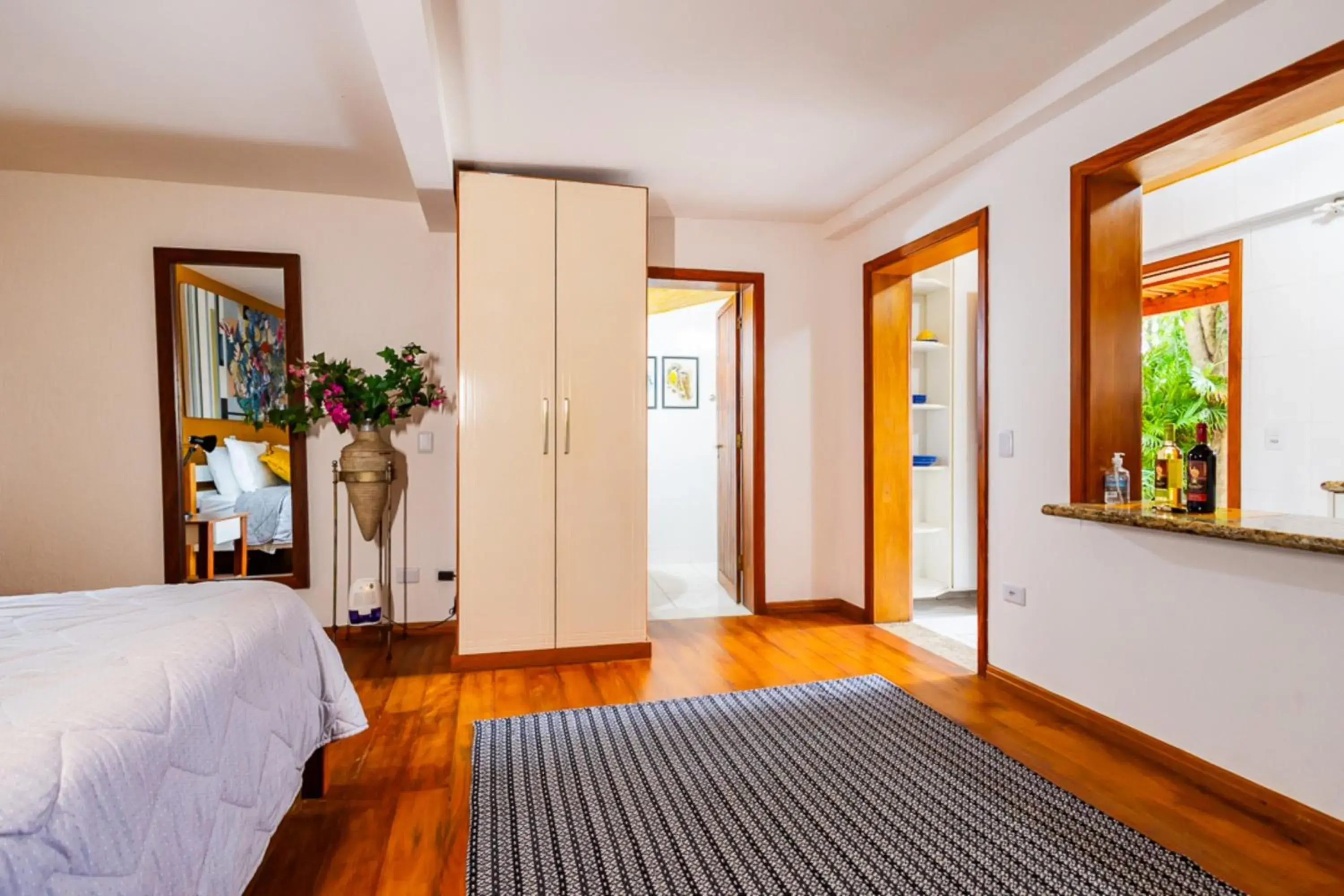Triple Suite (1 Double bed + 1 Single bed) in Putini Pousada e Hotel by OYO Triple Suite (1 Double bed + 1 Single bed) in Putini Pousada e Hotel by OYO