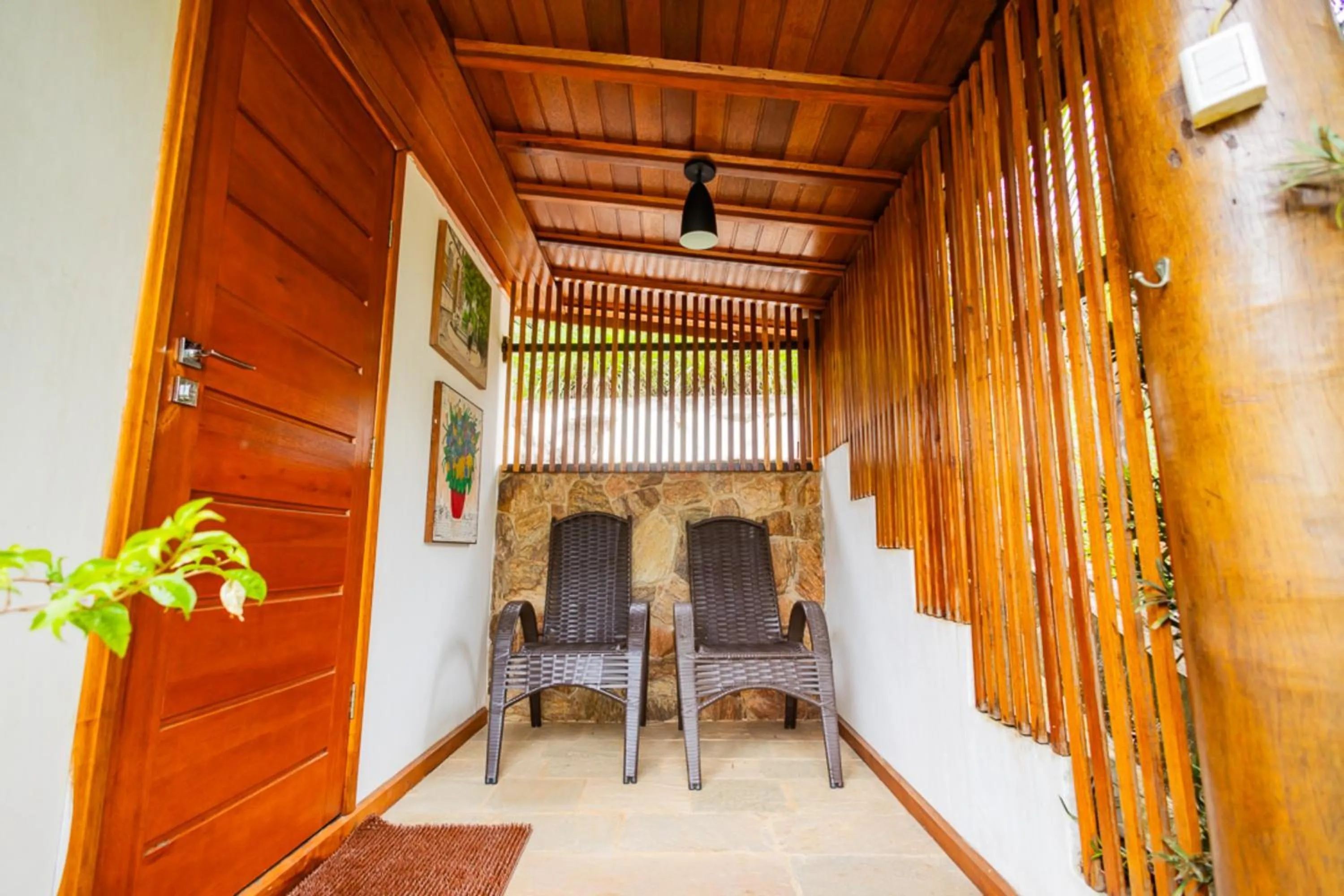 Patio in Putini Pousada e Hotel by OYO