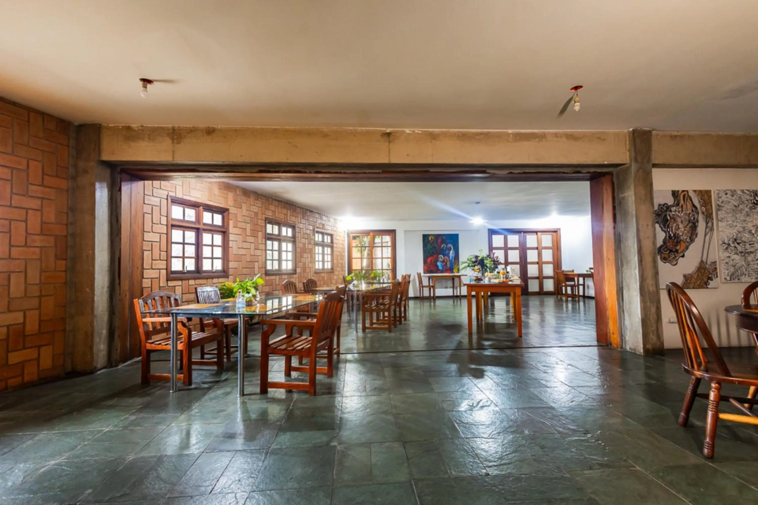 Restaurant/places to eat in Putini Pousada e Hotel by OYO