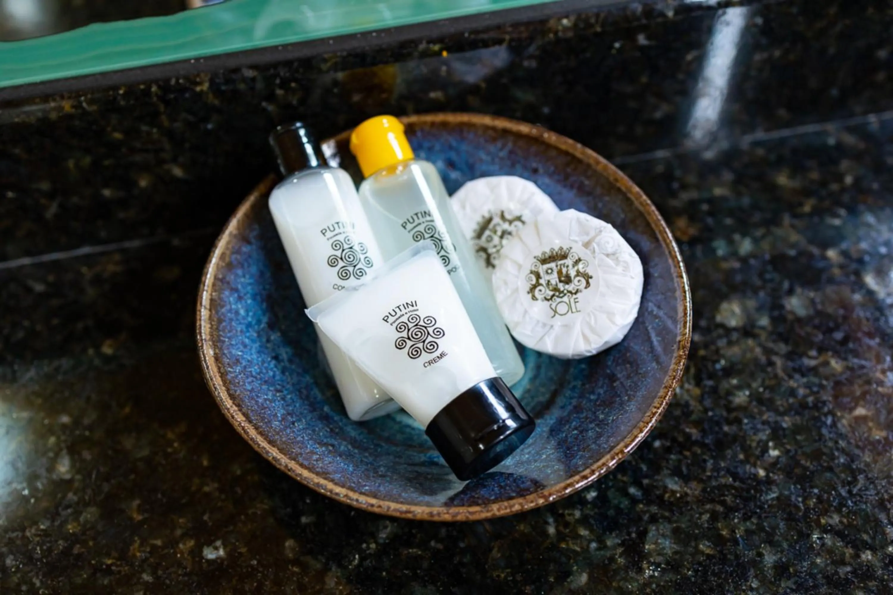 Bathroom in Putini Pousada e Hotel by OYO