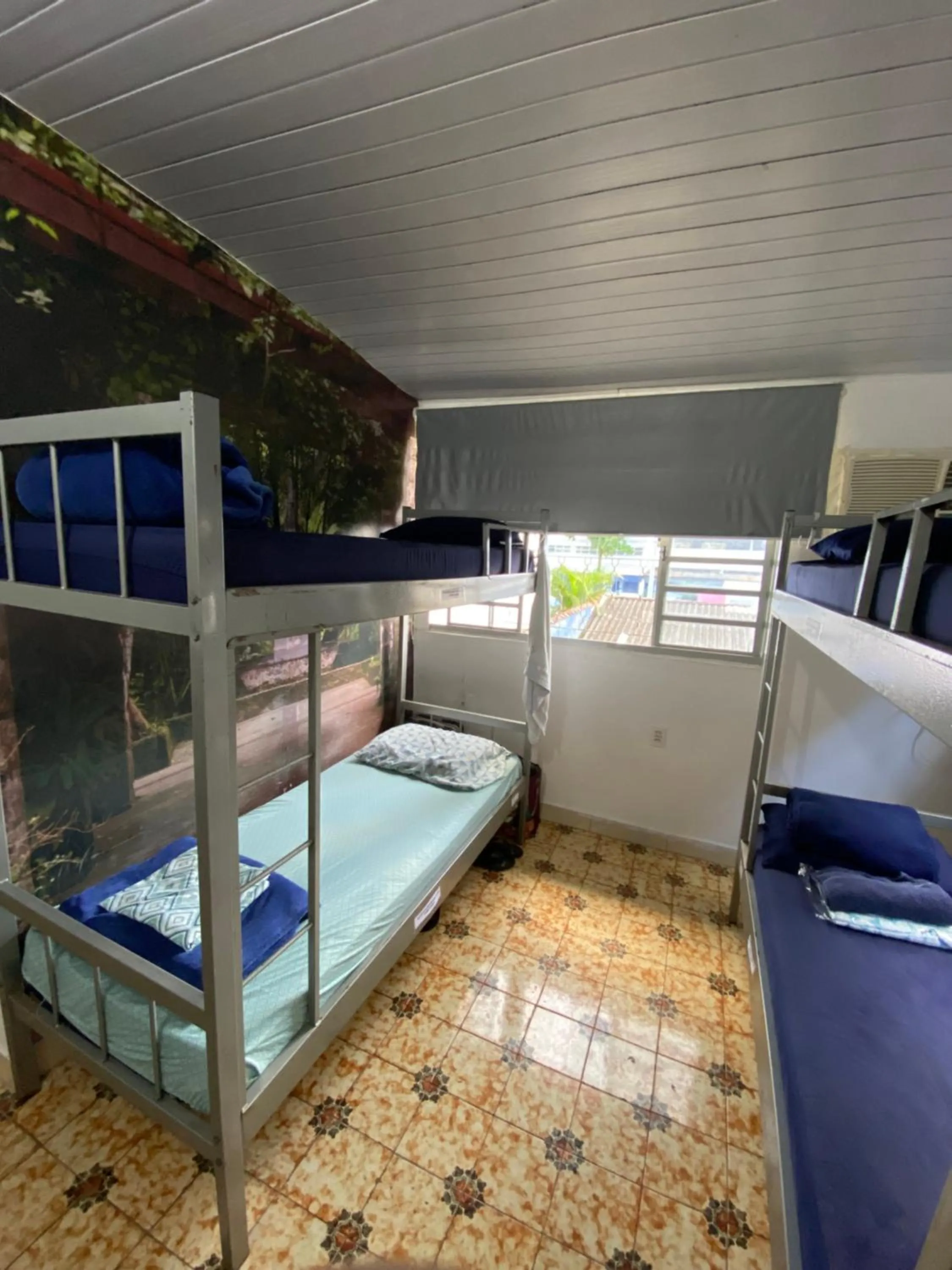 Bed in Rolds Hostel