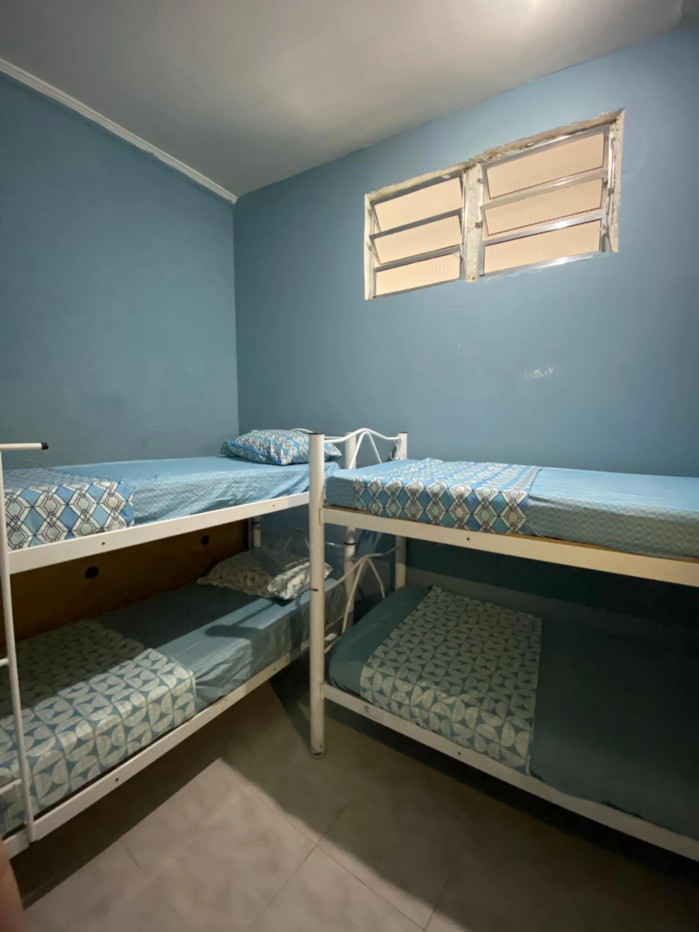 Bed in Rolds Hostel