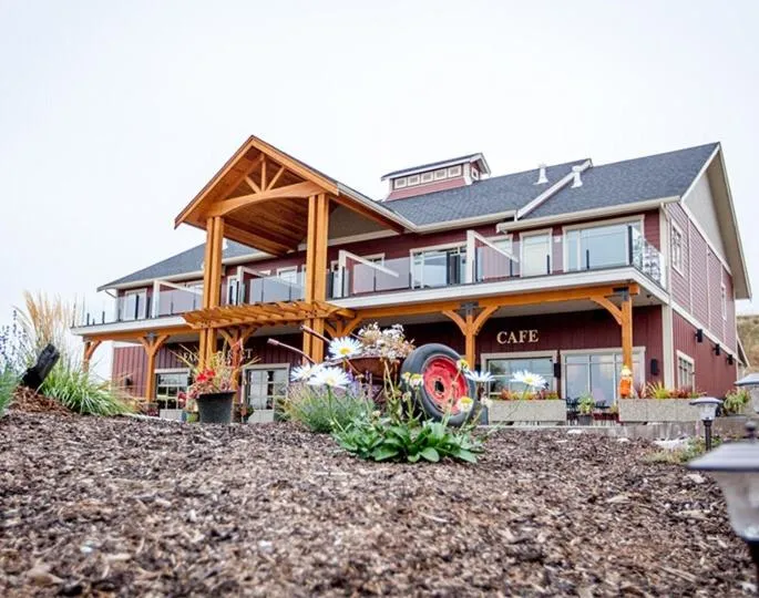 Hillcrest Farm Market B&B