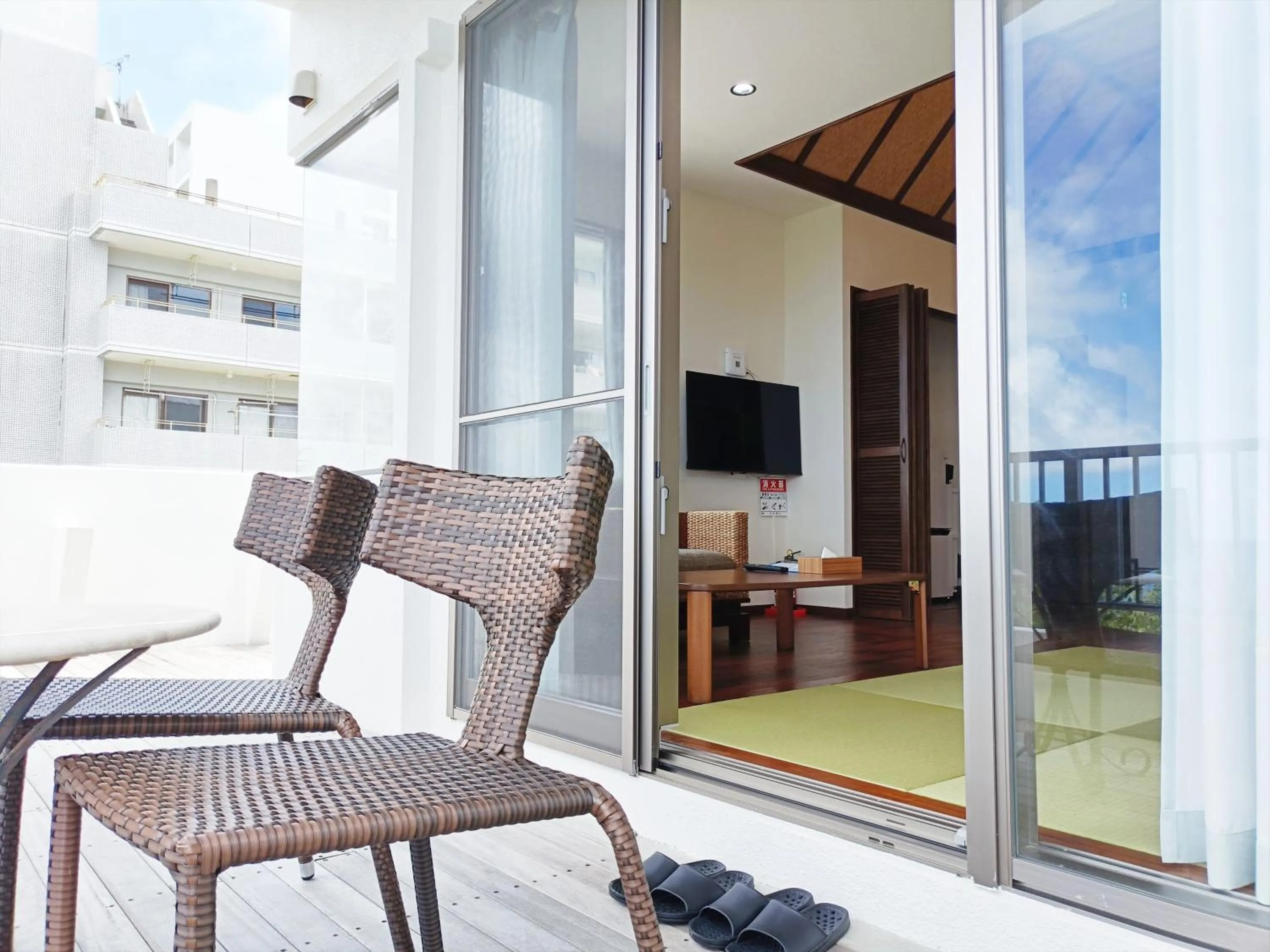 Kariyushi Condominium Resort Sea Side House