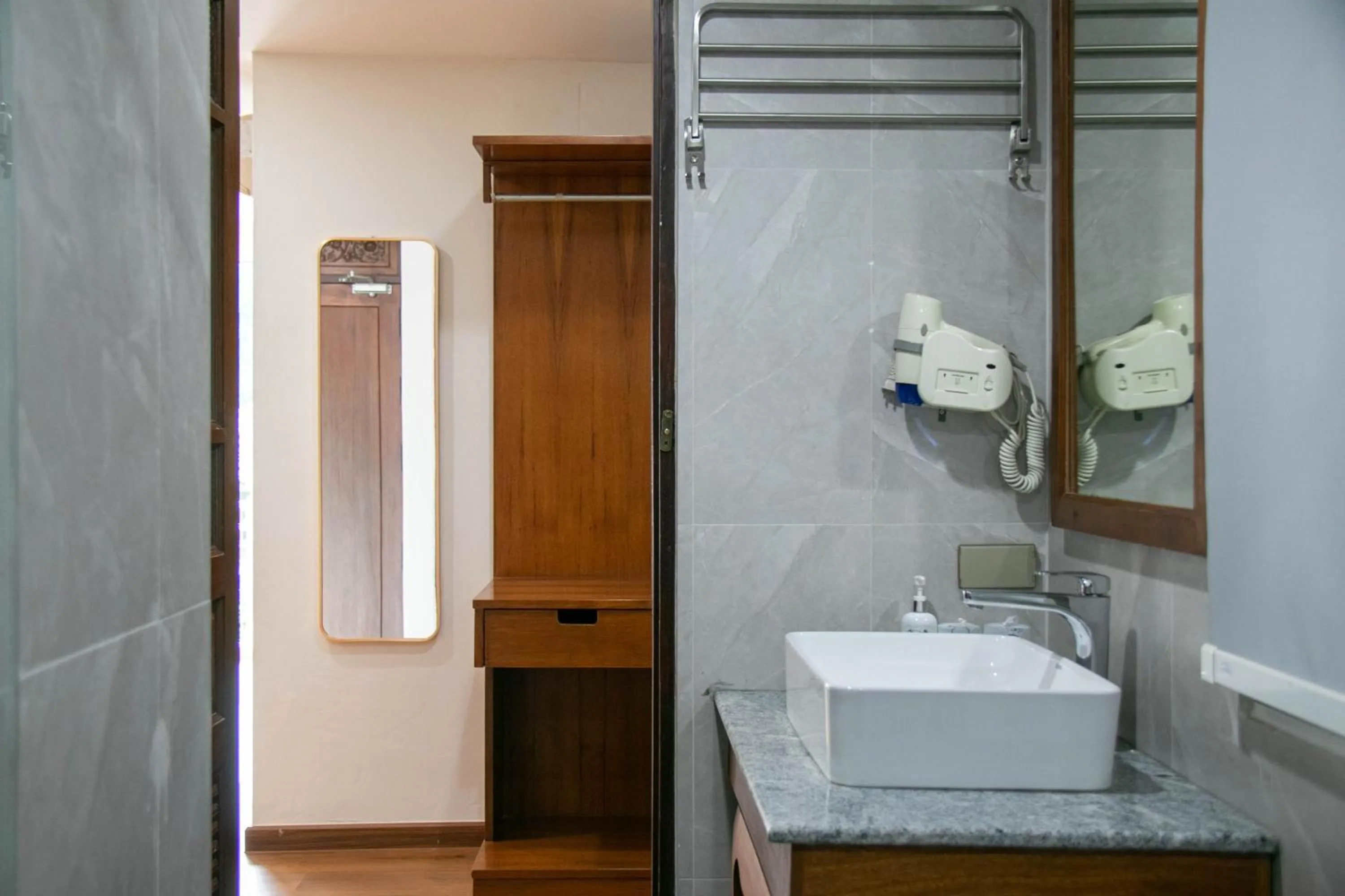 Bathroom in Lamphu Tree House Boutique Hotel