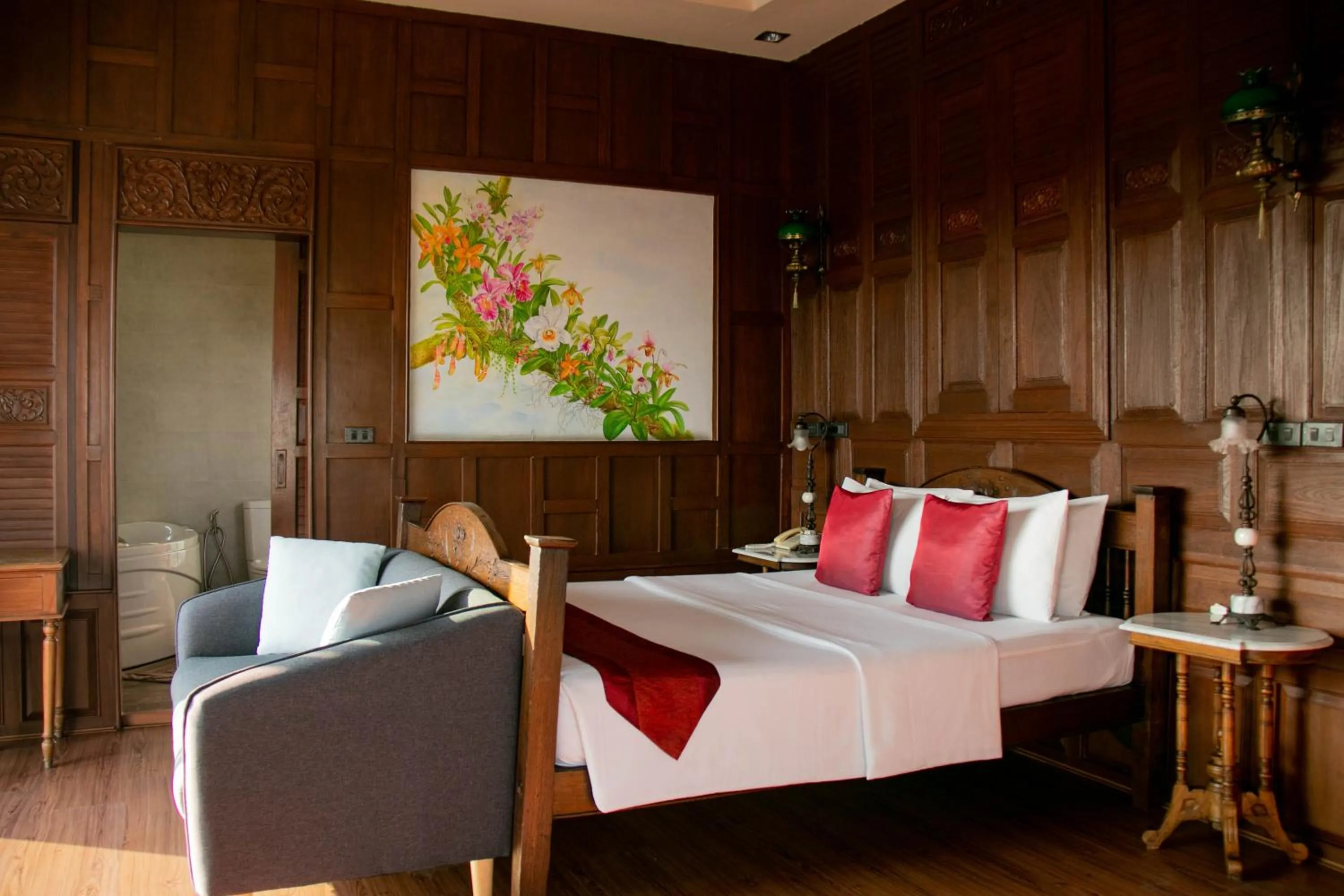 Bed in Lamphu Tree House Boutique Hotel