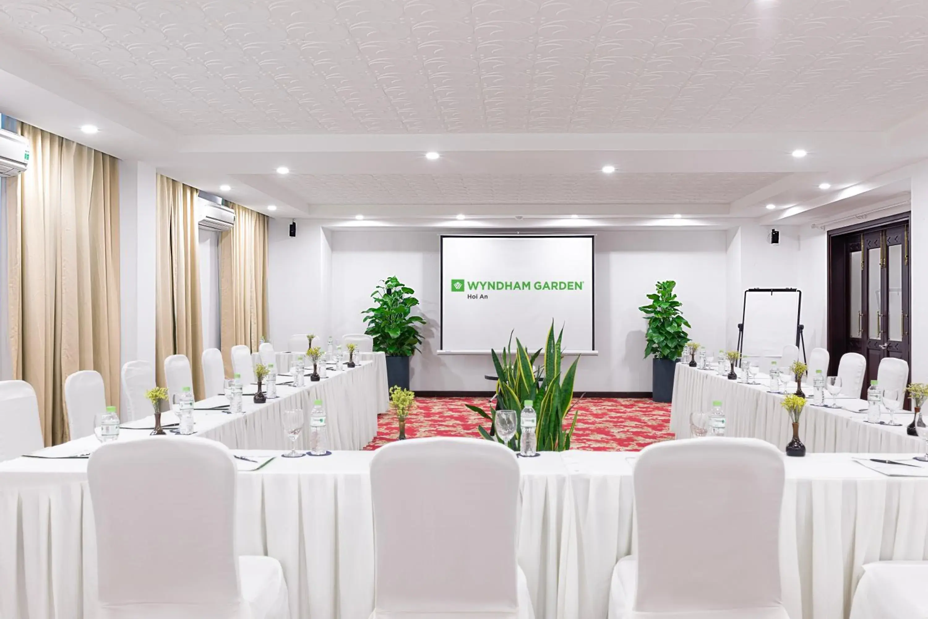 Living room in Wyndham Garden Hoi An Cua Dai Beach Living room in Wyndham Garden Hoi An Cua Dai Beach