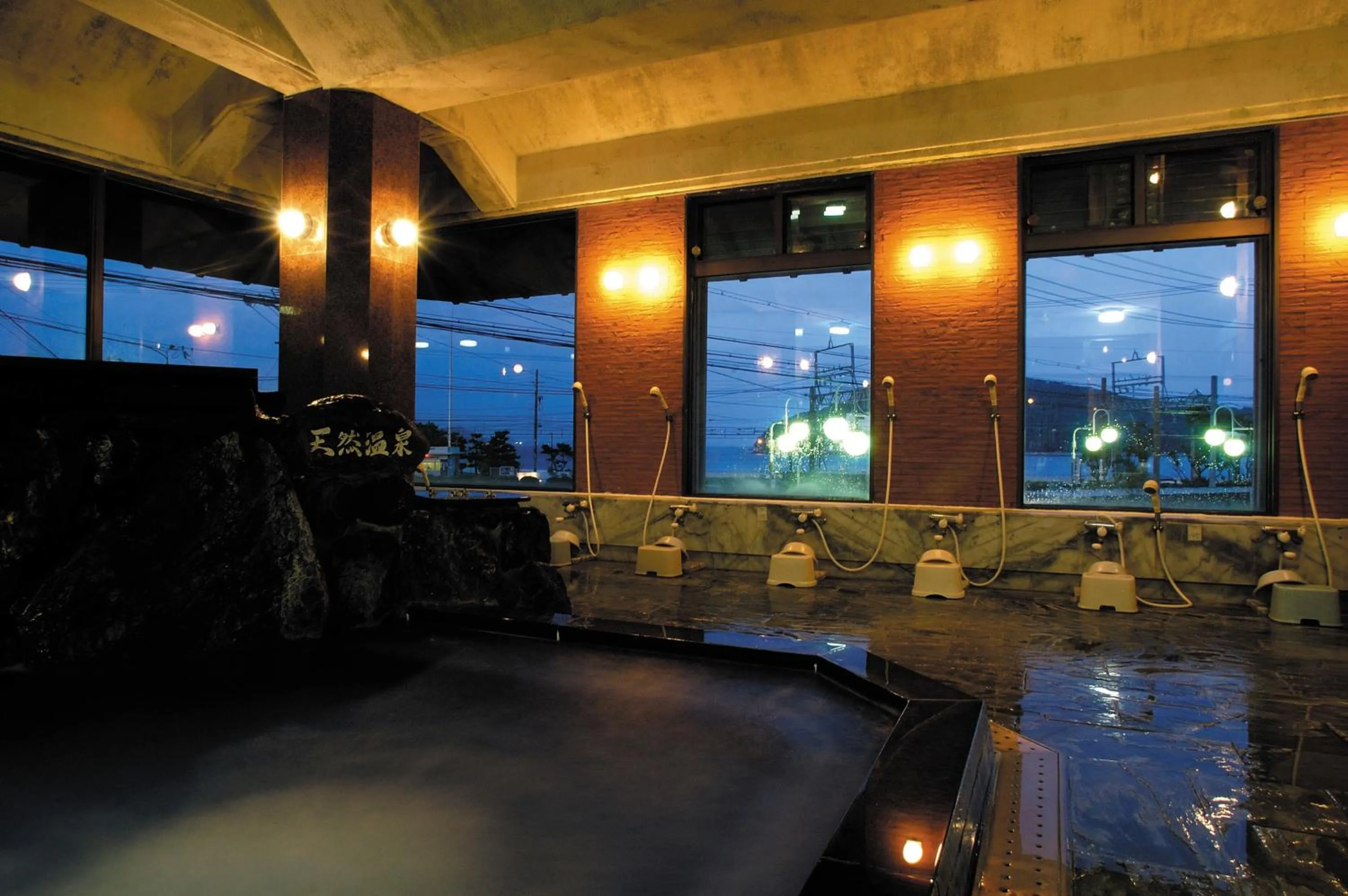 Hot Spring Bath in Kinpokan