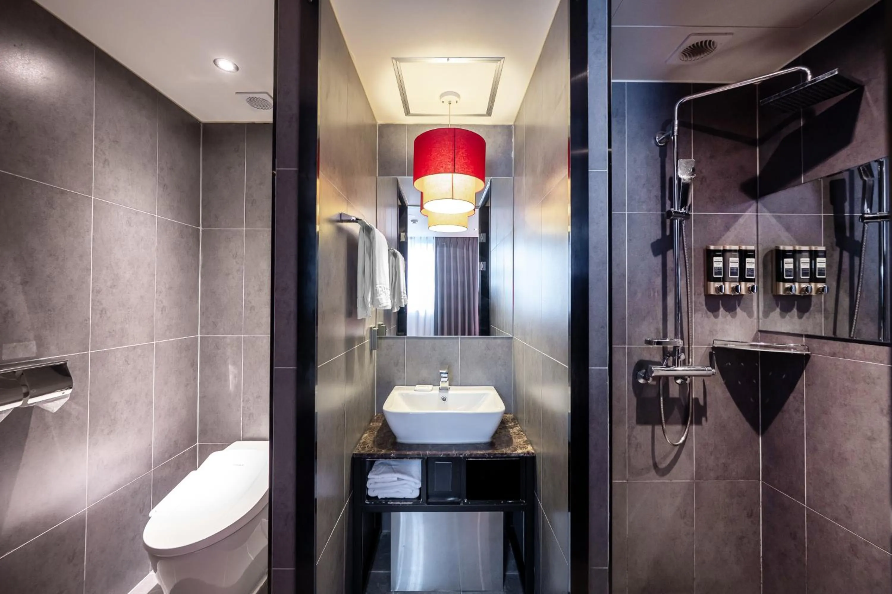 Golden Business Hotel