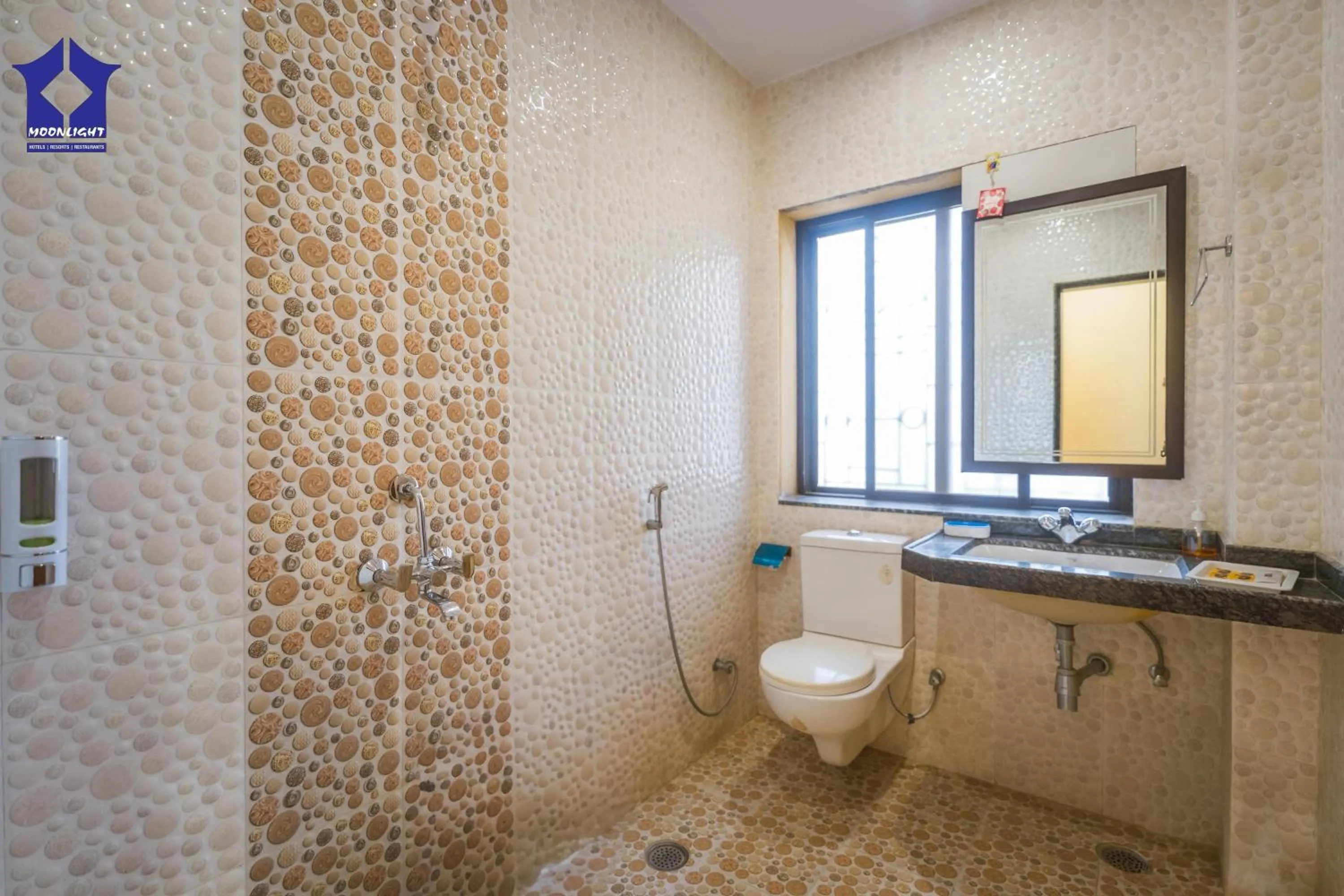 Toilet in Moonlight Nature Resort & Swimming Pool