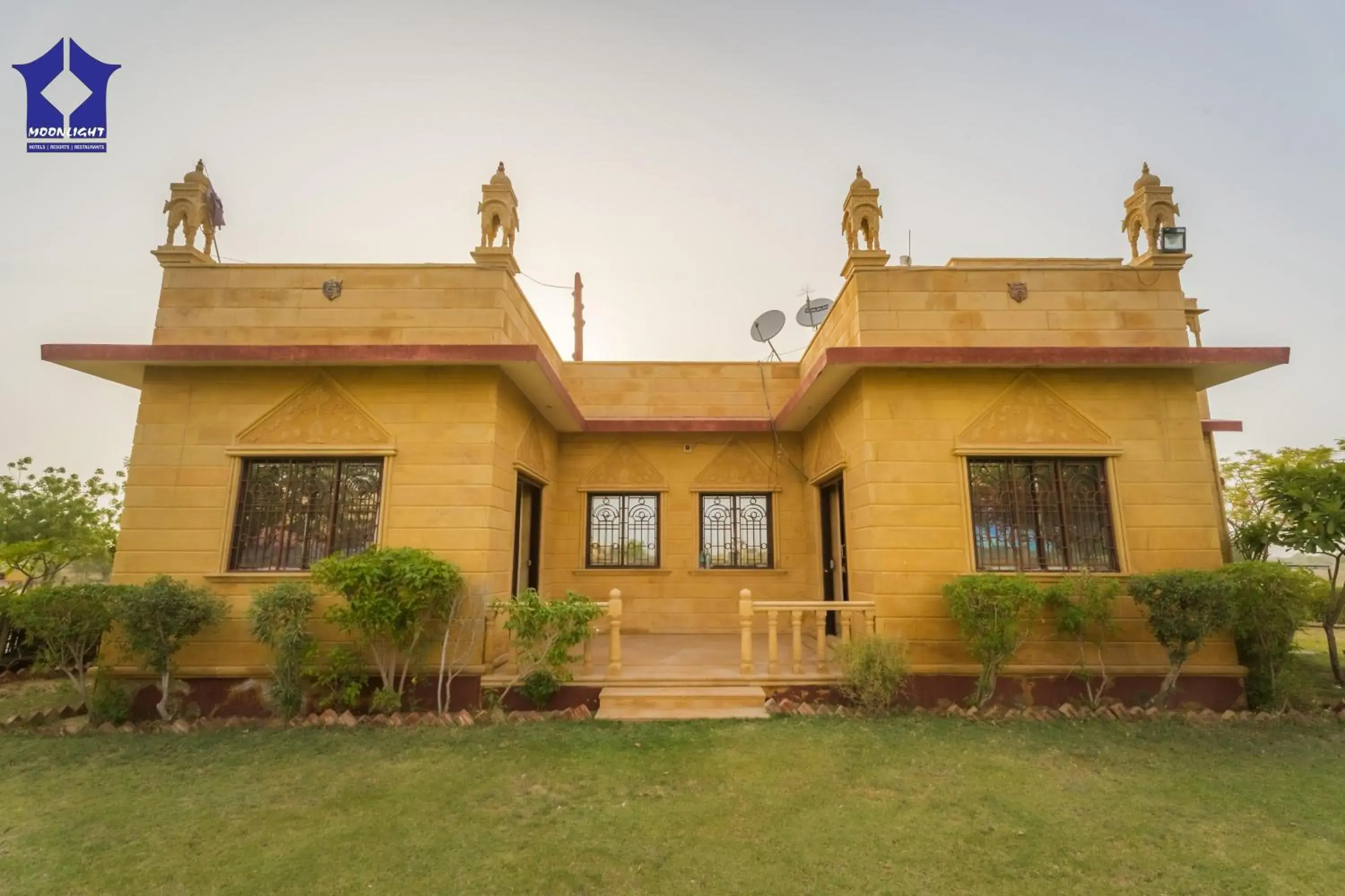 Property building in Moonlight Nature Resort & Swimming Pool Property building in Moonlight Nature Resort & Swimming Pool