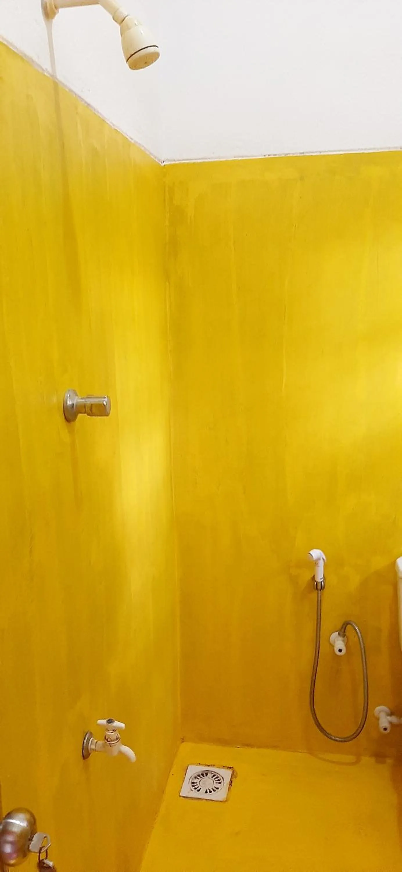 Bed in Hiriketiya Cinnamon Garden