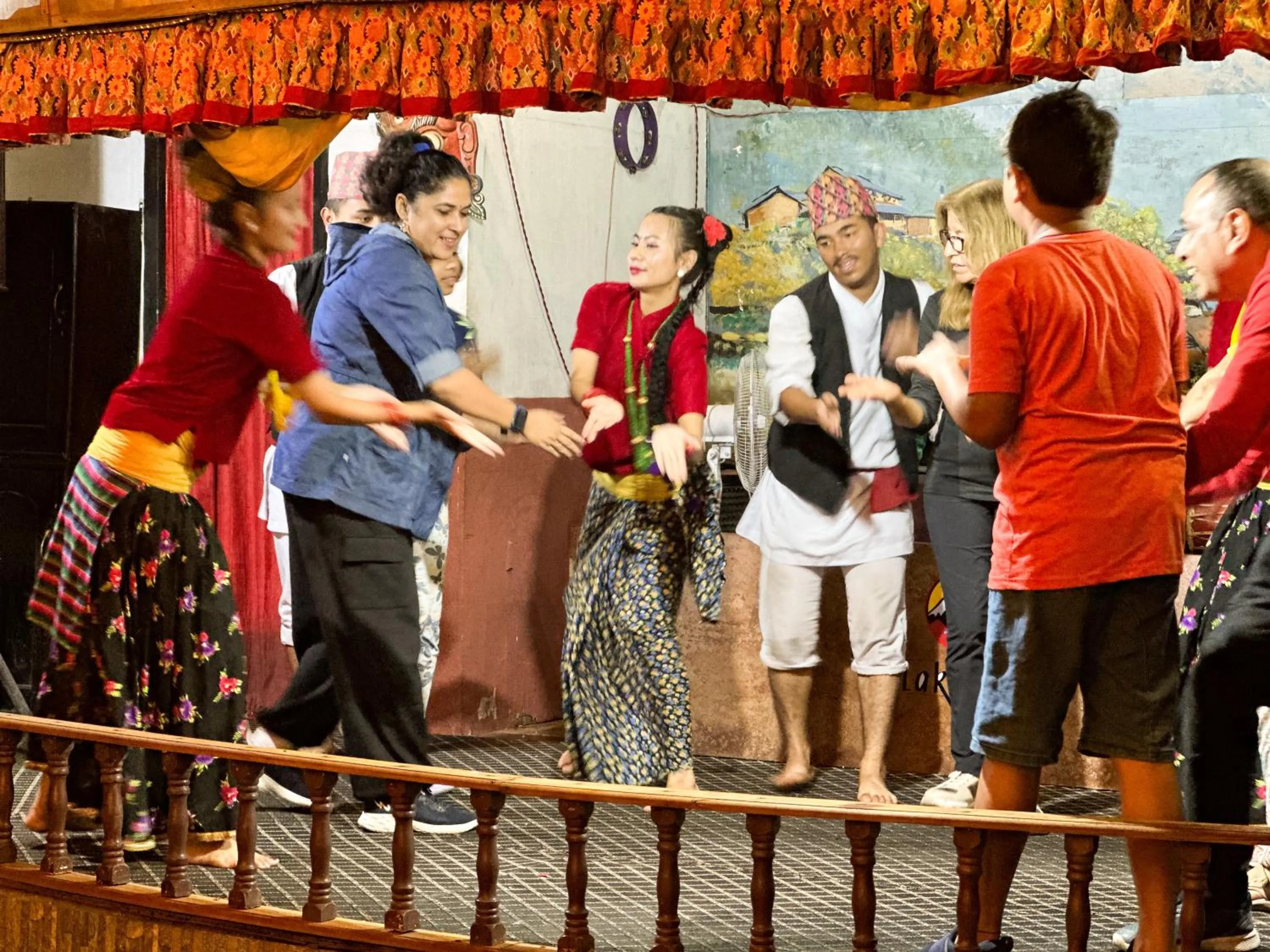 Restaurant/places to eat in Lake View Resort