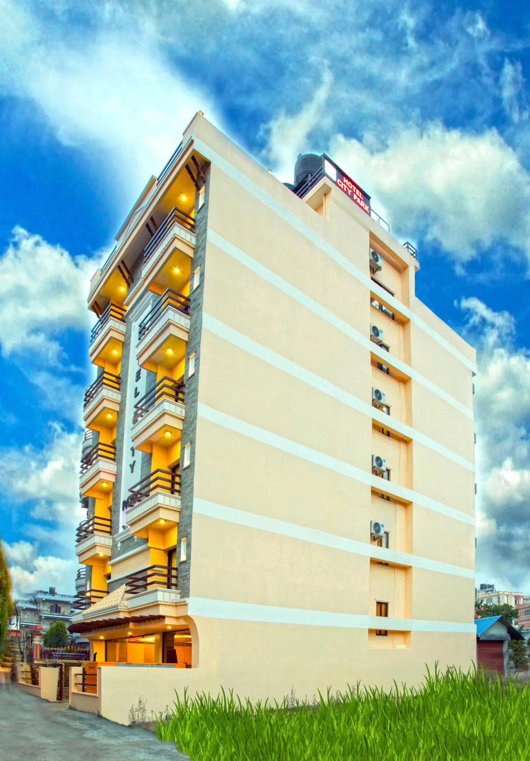 Property building in Hotel City Park Property building in Hotel City Park