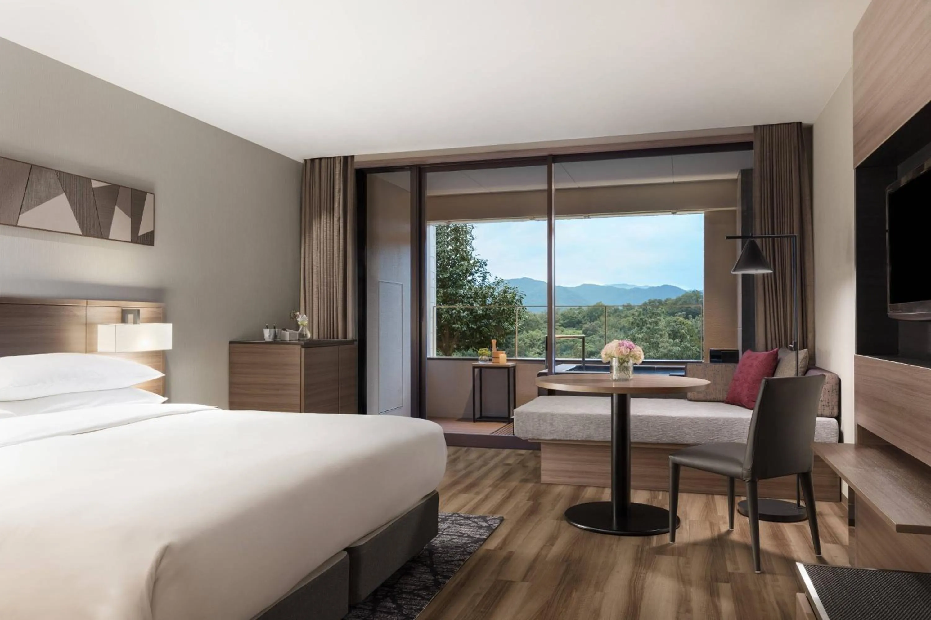 Photo of the whole room, Bed in Izu Marriott Hotel Shuzenji